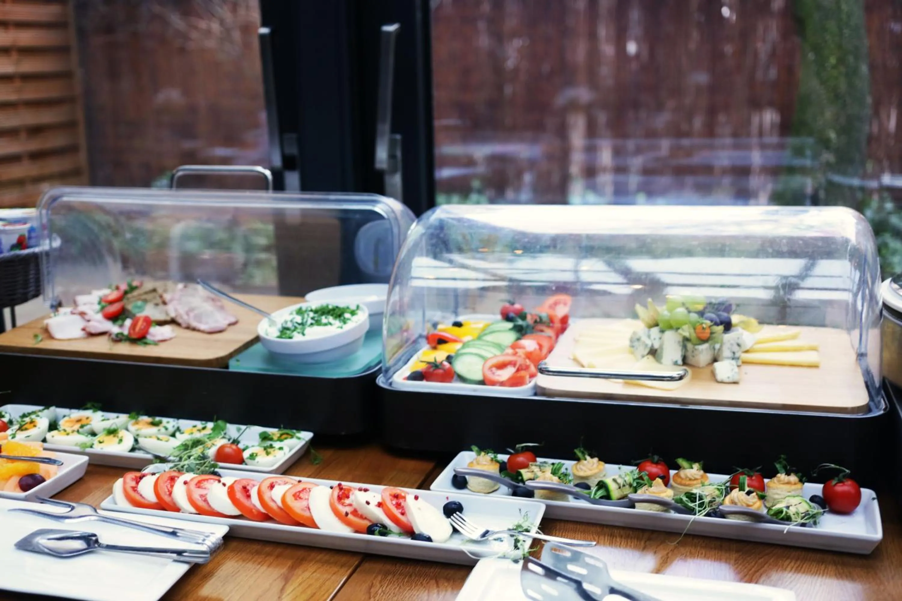 Buffet breakfast in ARTHOTEL STALOWA 52