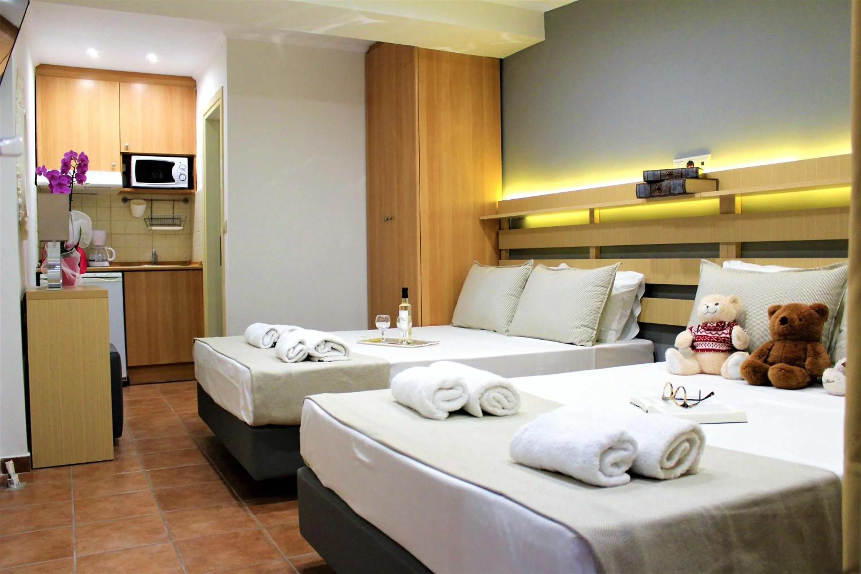 Photo of the whole room, Bed in Ammos Beach Seaside Luxury Suites Hotel