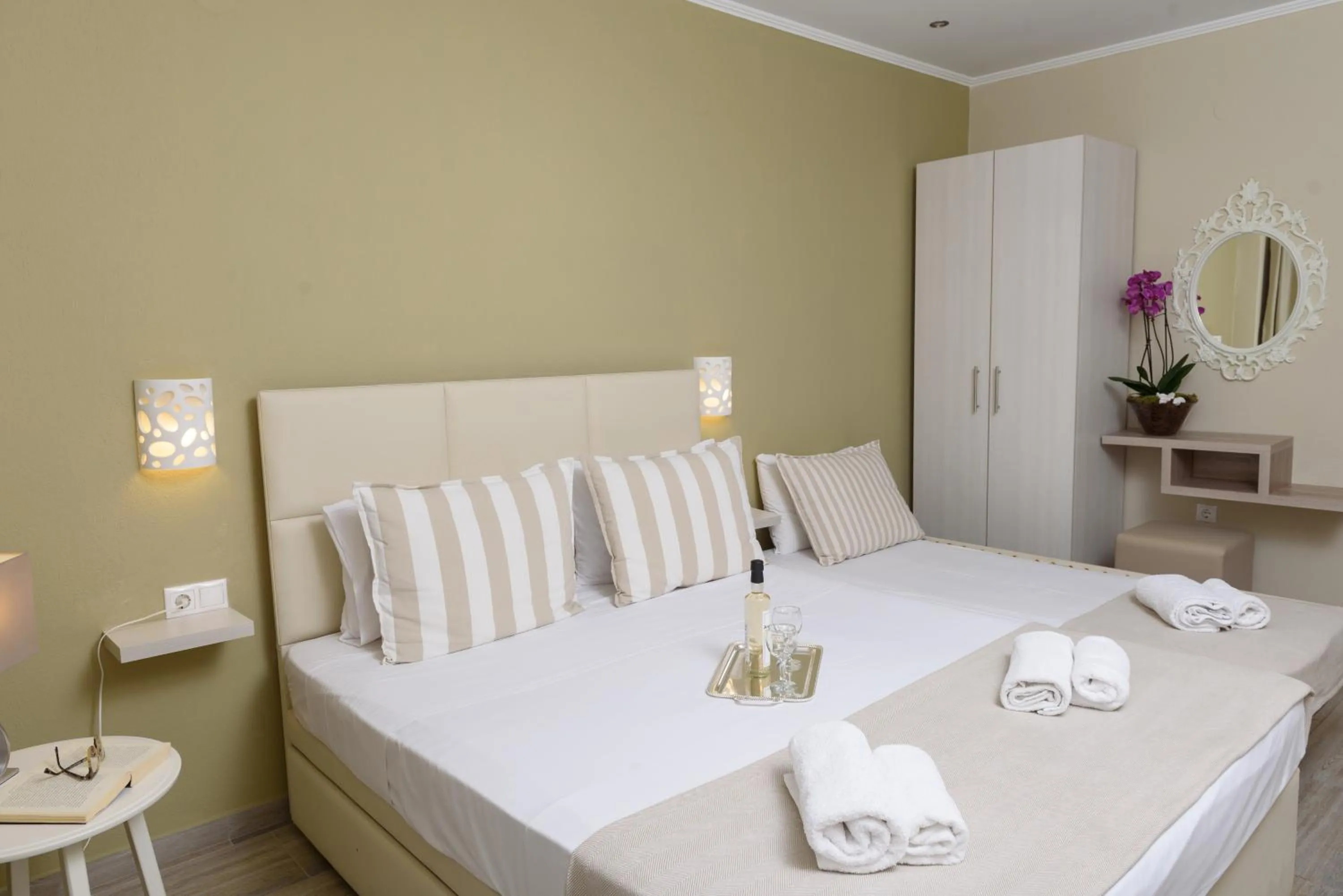 Bedroom, Bed in Ammos Beach Seaside Luxury Suites Hotel