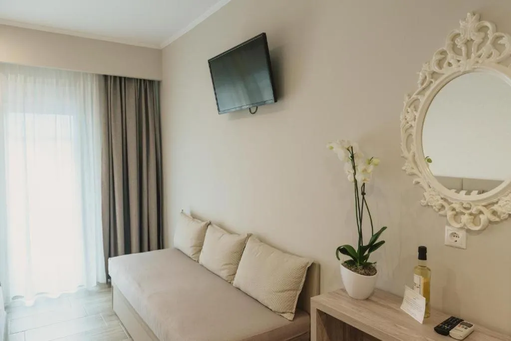 Photo of the whole room in Ammos Beach Seaside Luxury Suites Hotel