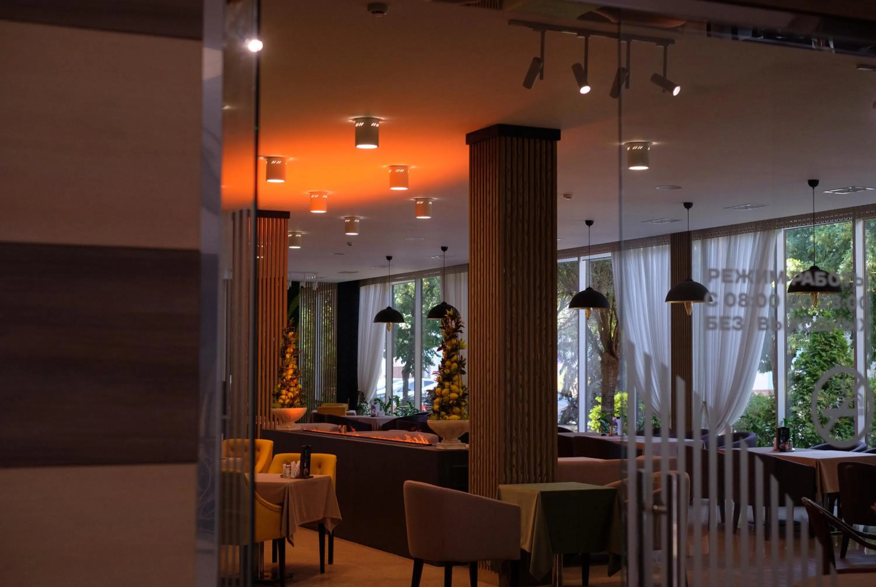 room service in Hotel Russia