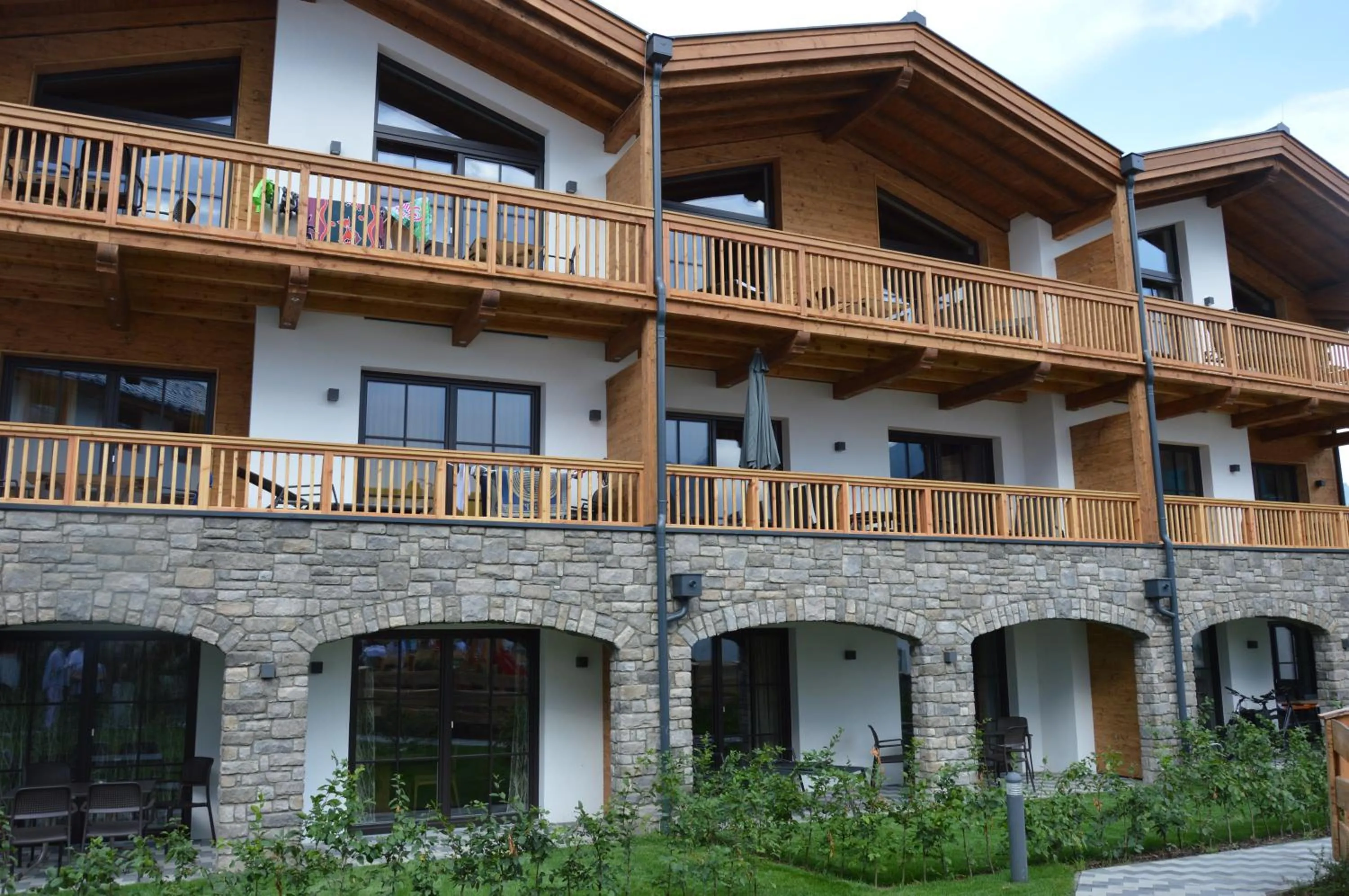Facade/entrance in Tauernsuites Mitterwirt by ALPS RESORTS