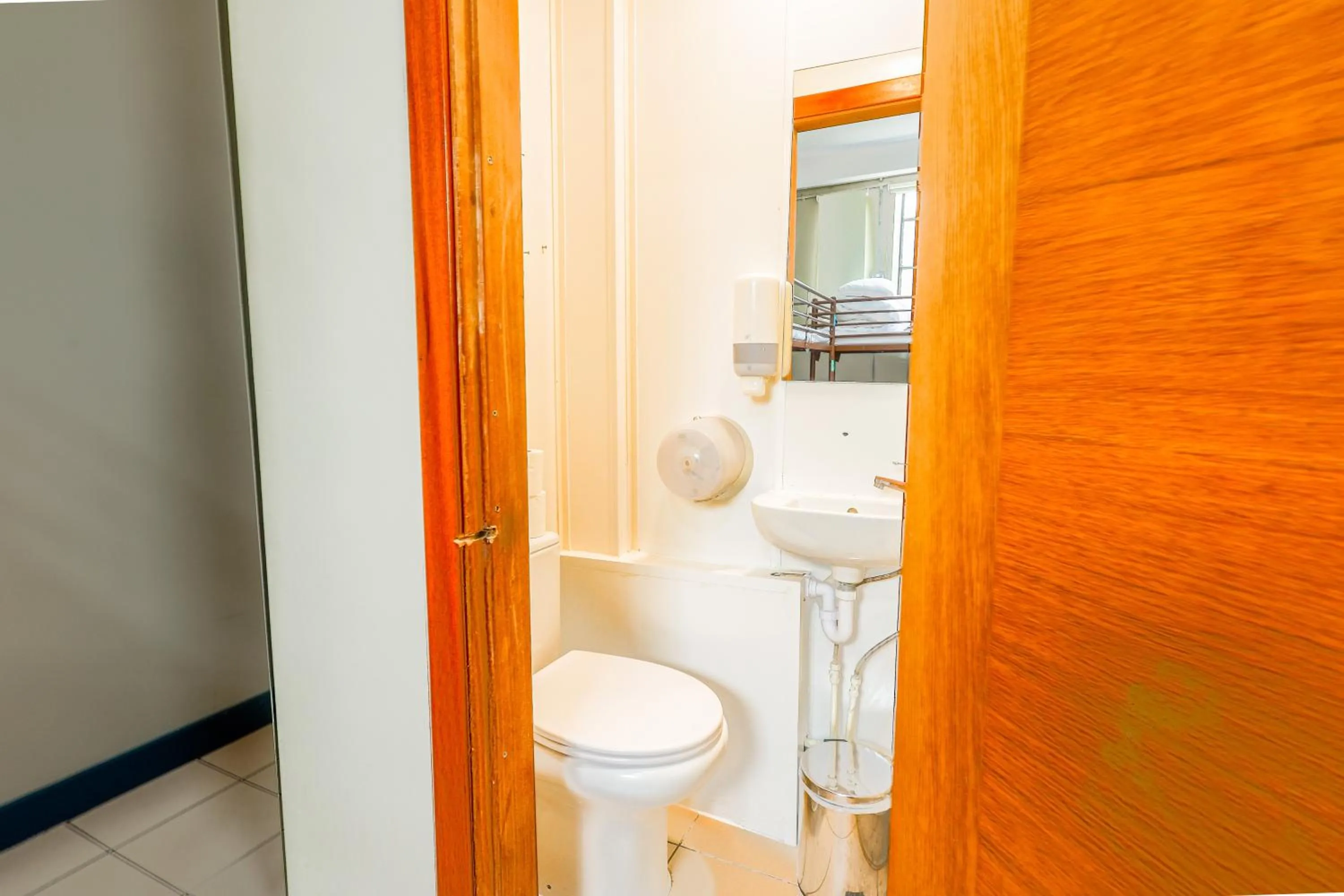 Toilet in Rest Up London