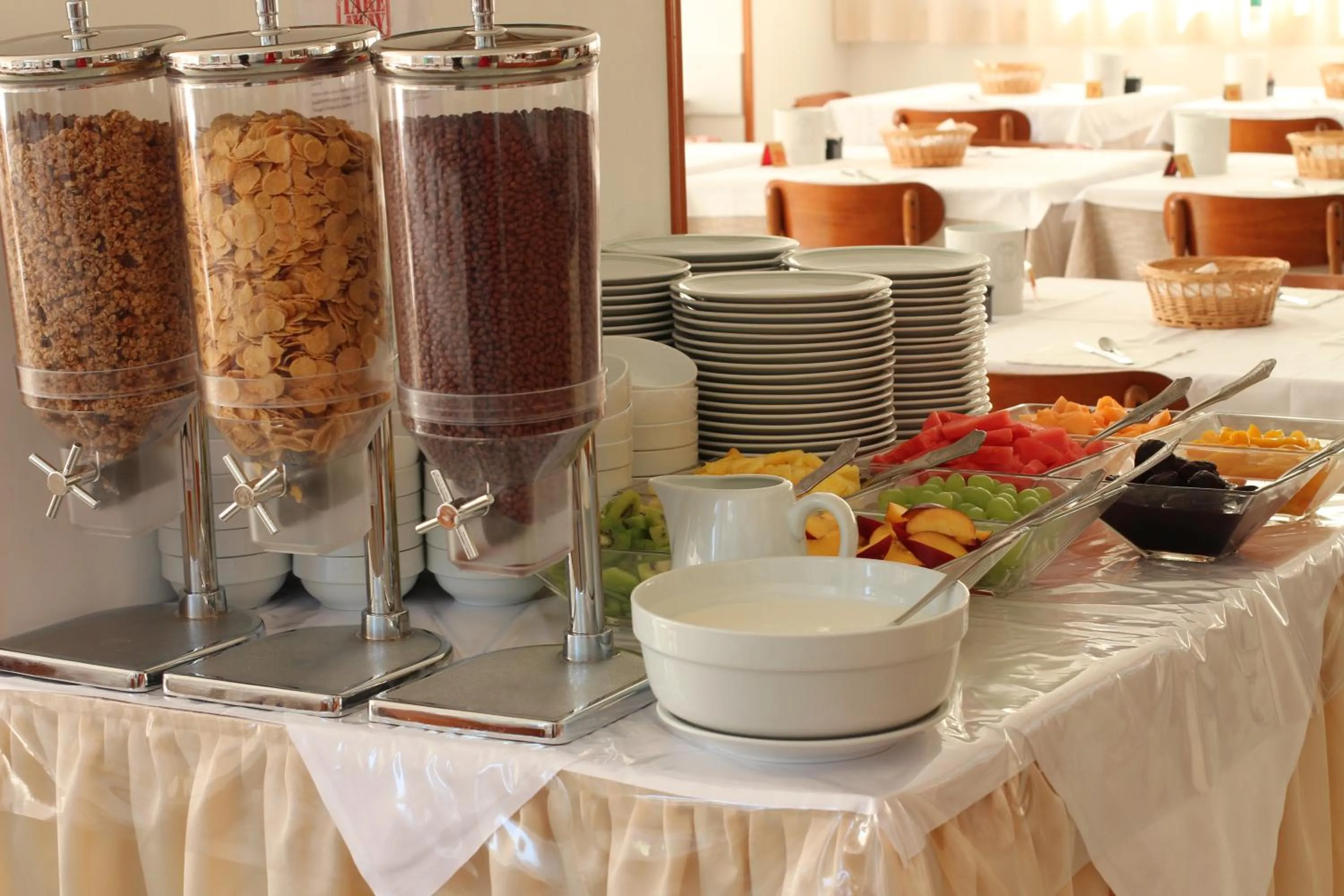 Food and drinks in Hotel Eden