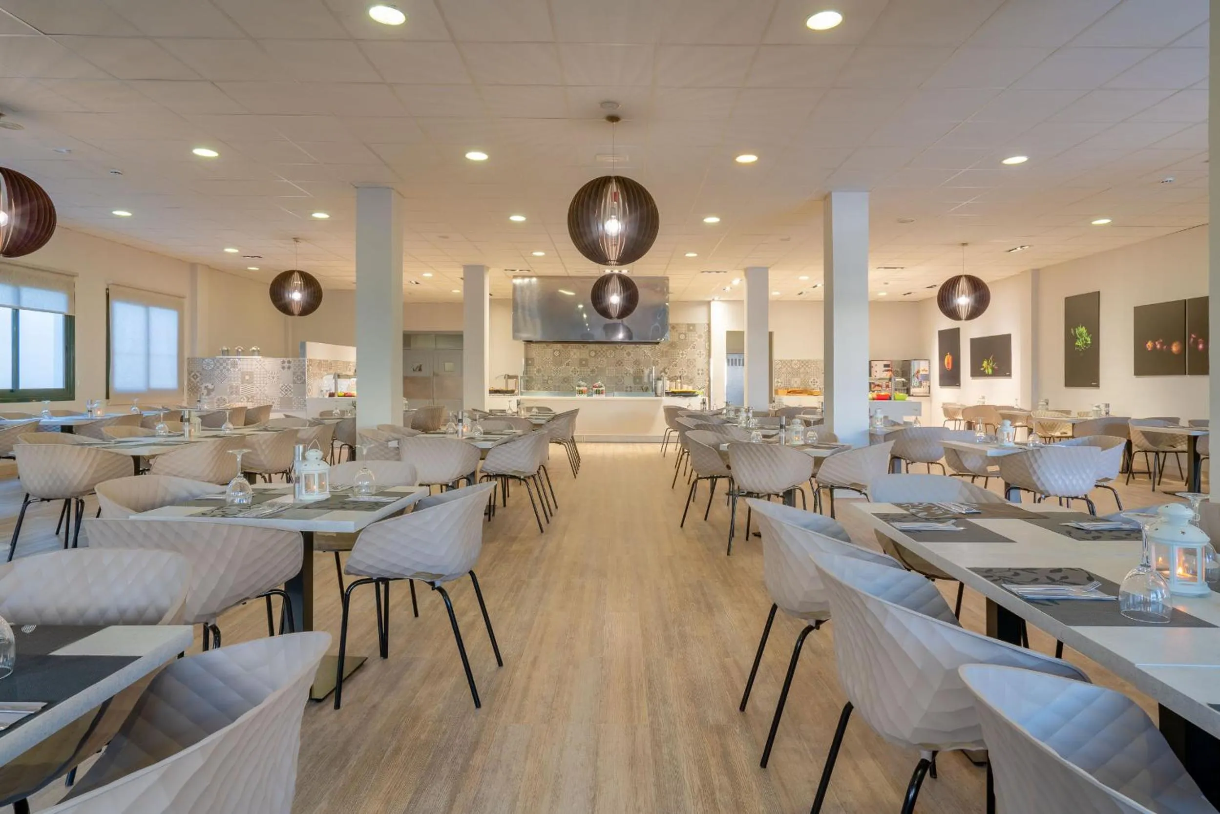 Property building in Apartamentos Santa Rosa