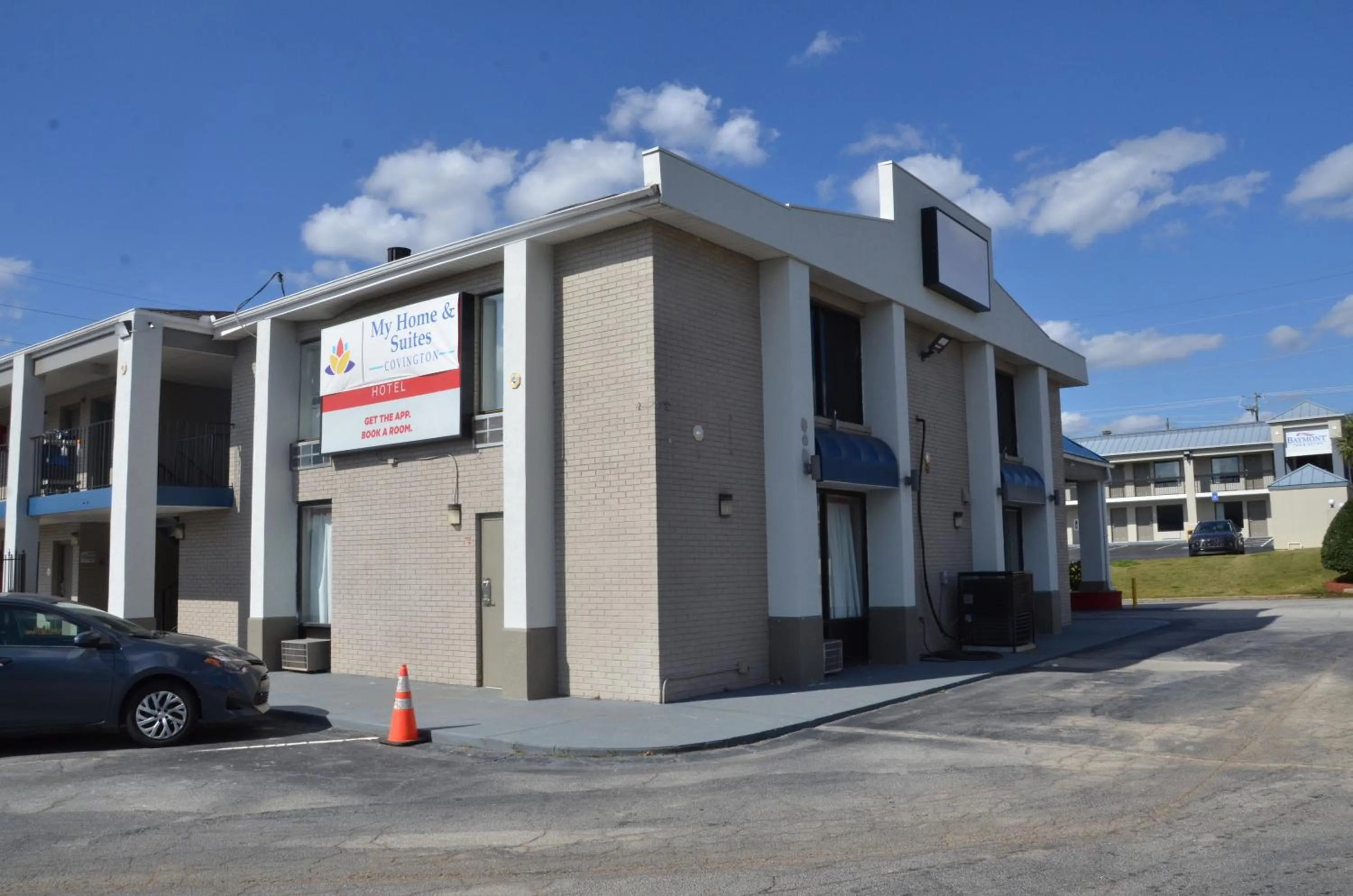 Property building in My Home & Suites Covington