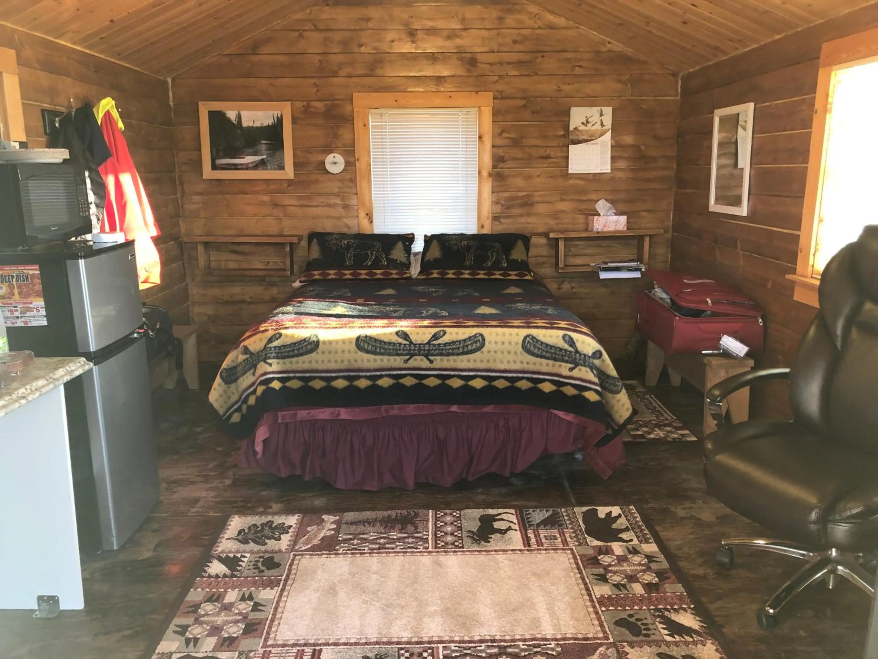 Alaska Log Cabins on the Pond