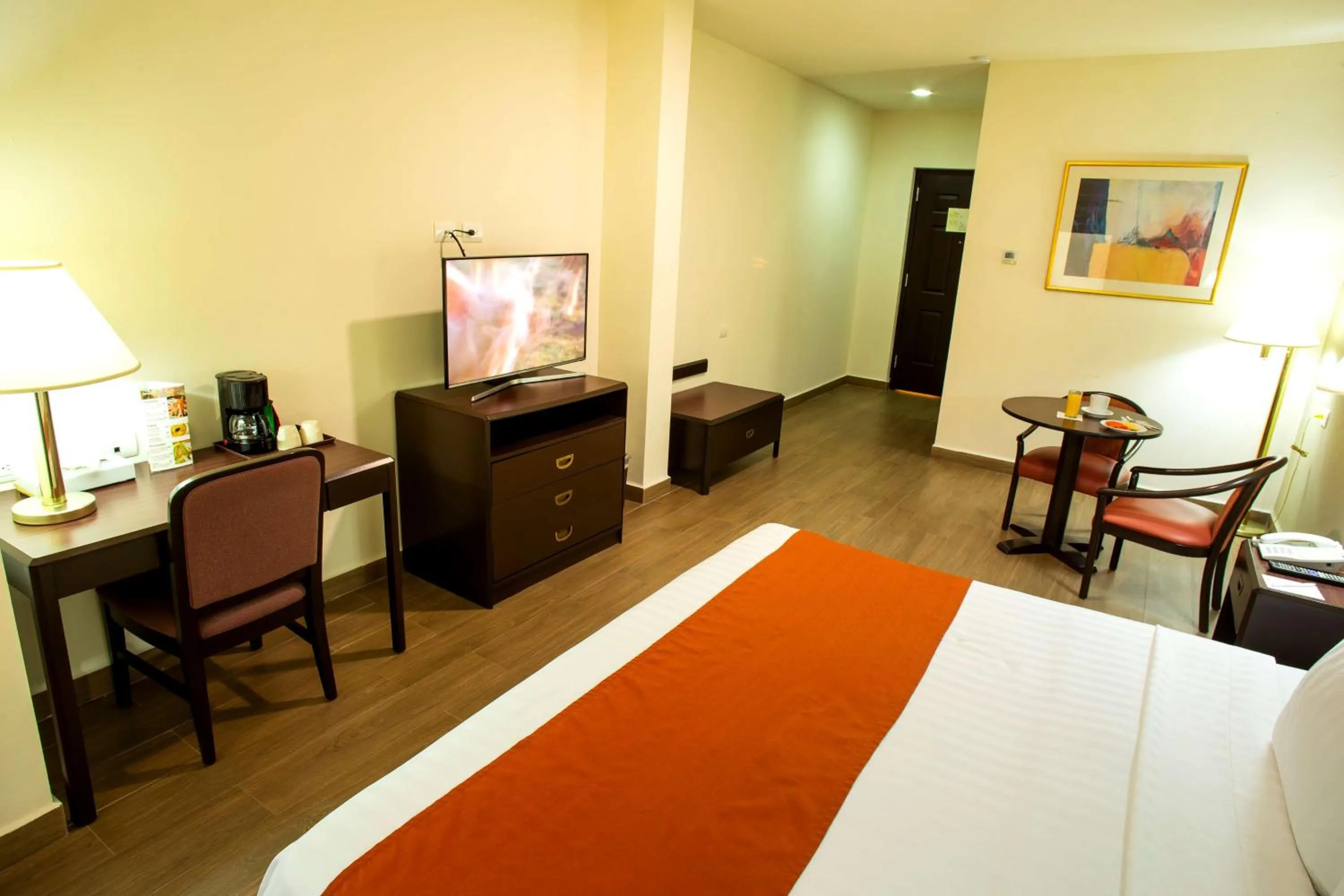 Photo of the whole room, Bed in Hotel Plaza Calzada