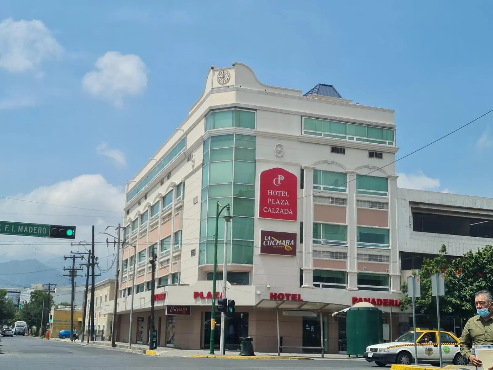 Property building in Hotel Plaza Calzada