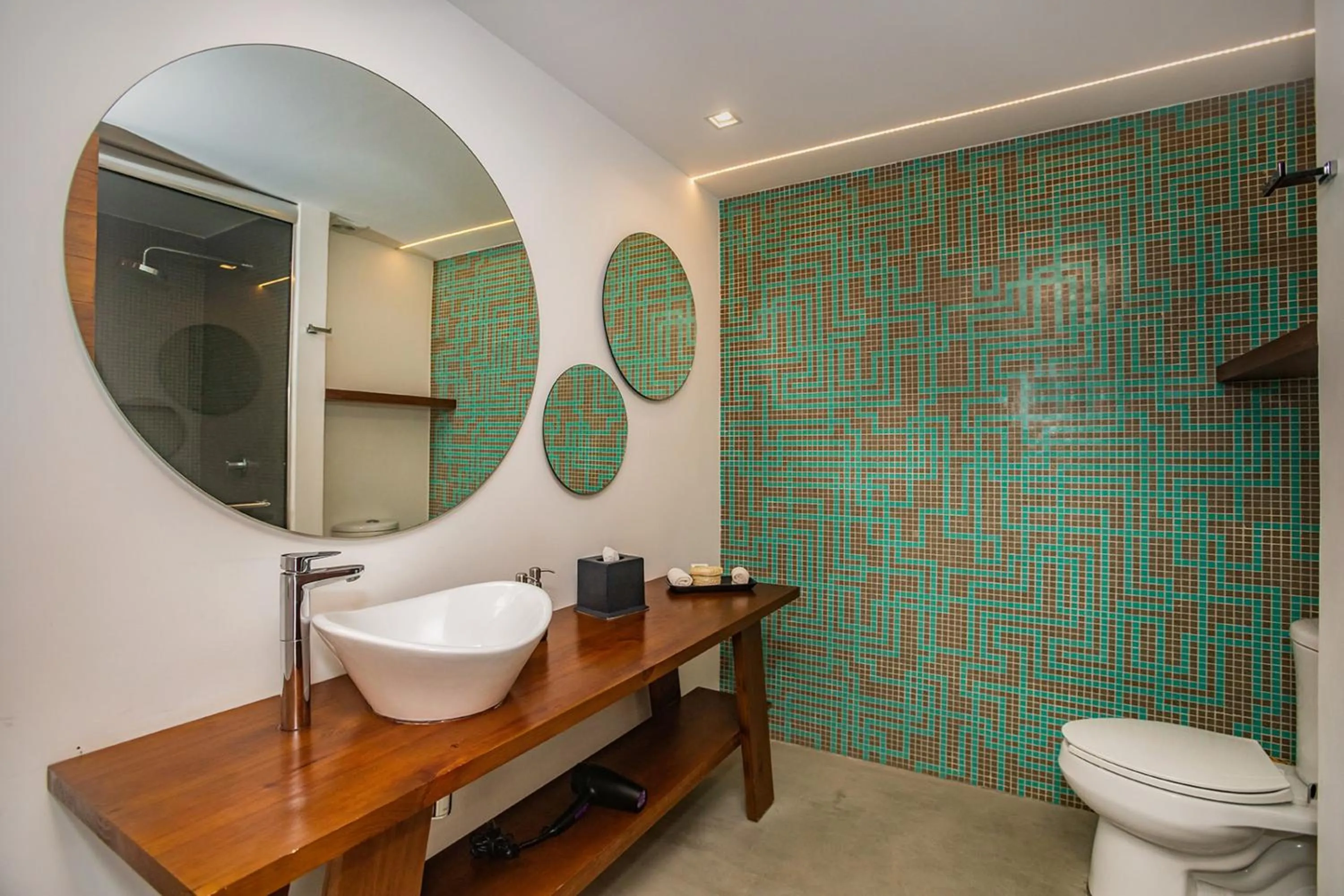 Bathroom in Hotel B Unique