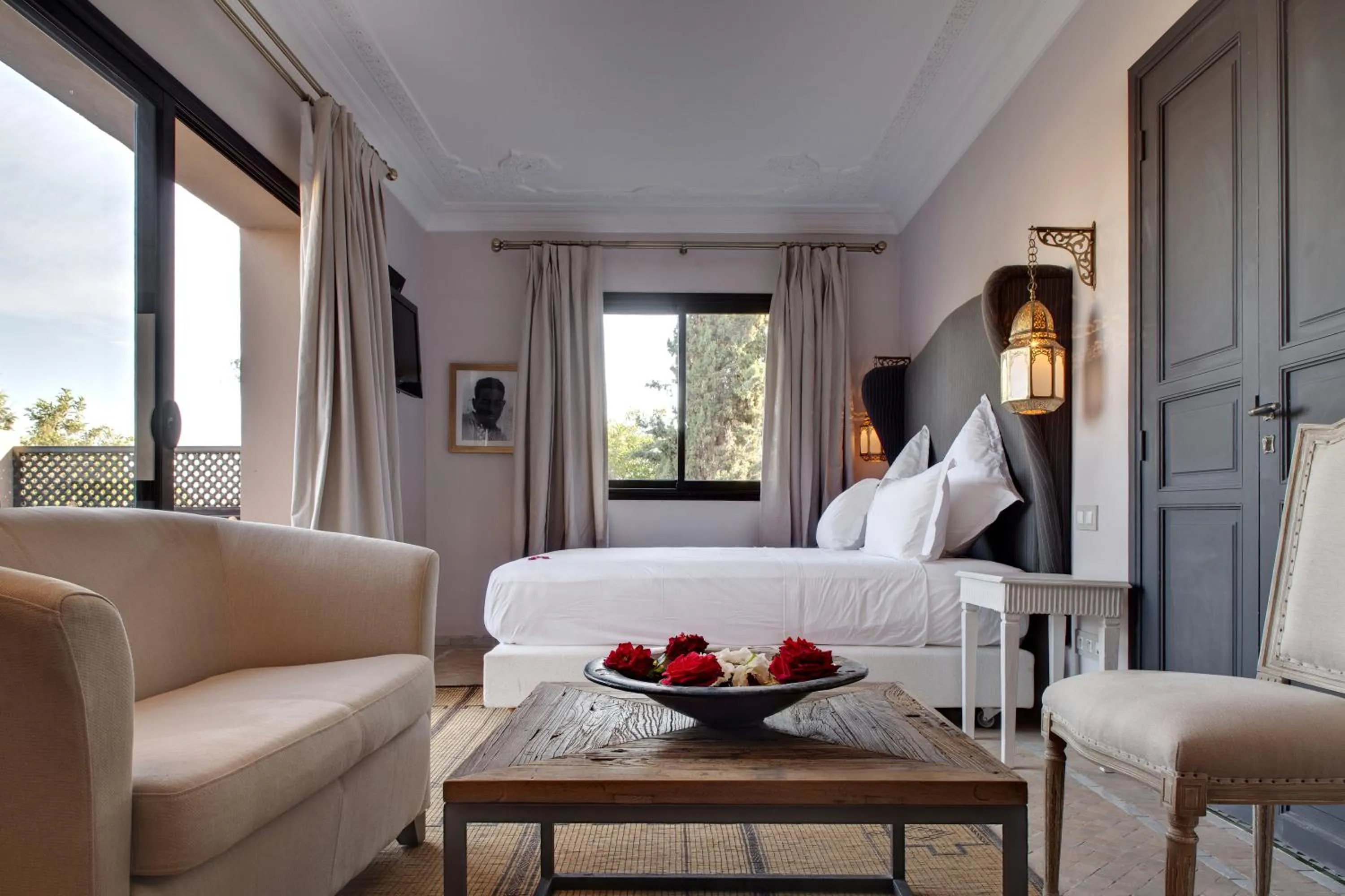 Photo of the whole room, Bed in Palais de l'O - Maison d'hôtes