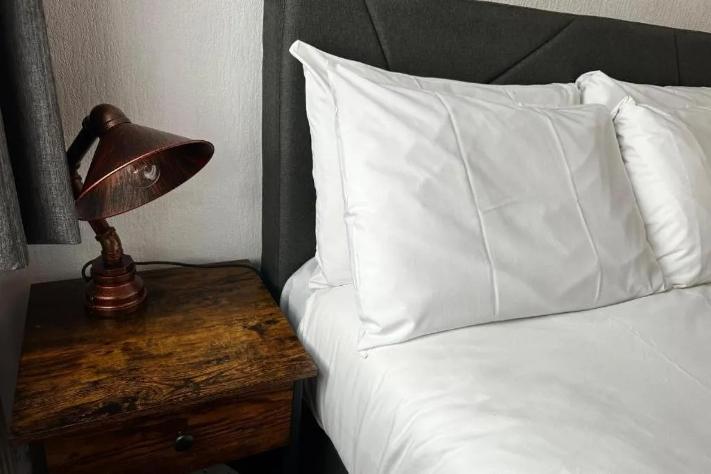 Bed in The Derby Hotel