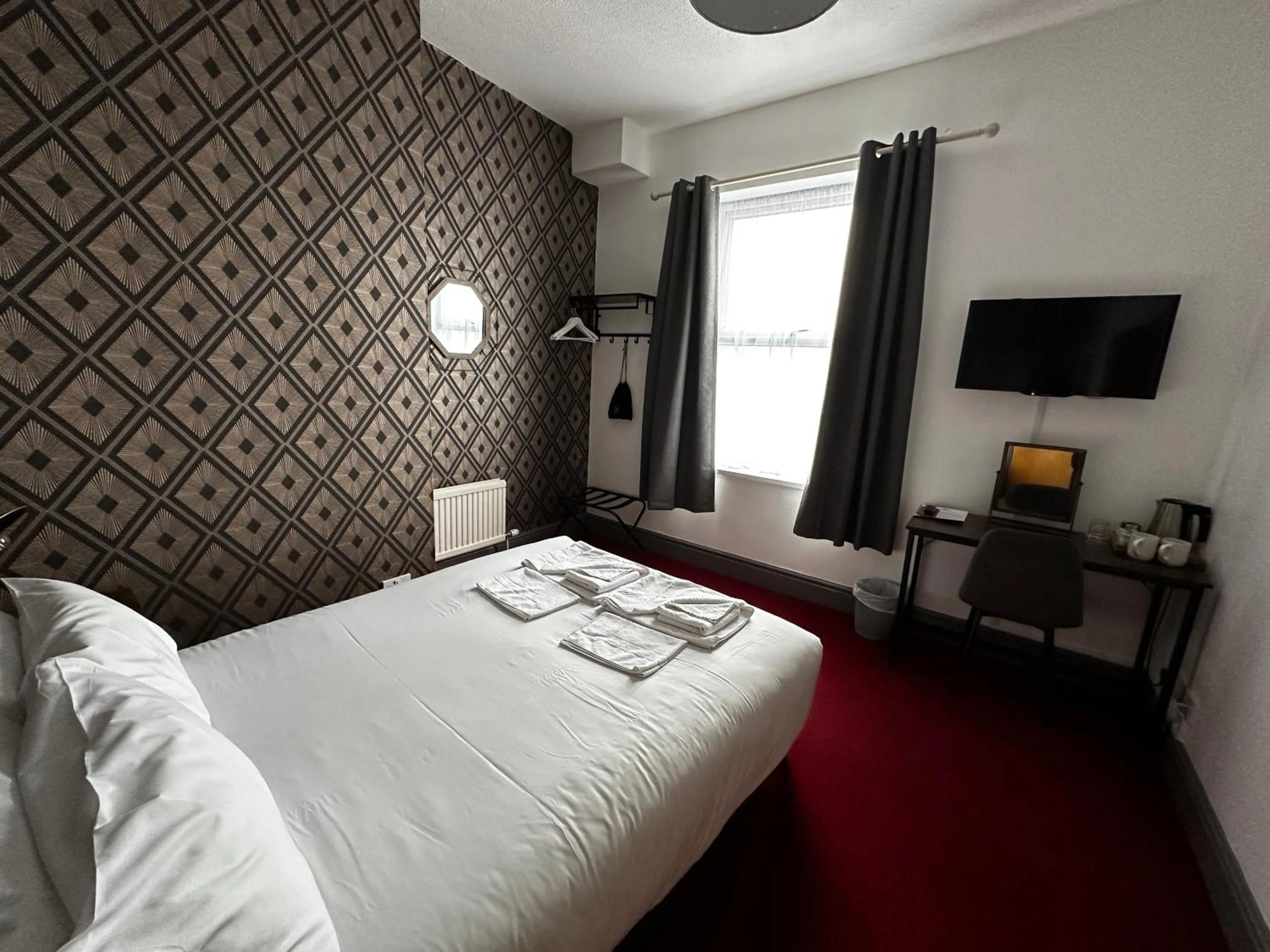 Bed in The Derby Hotel