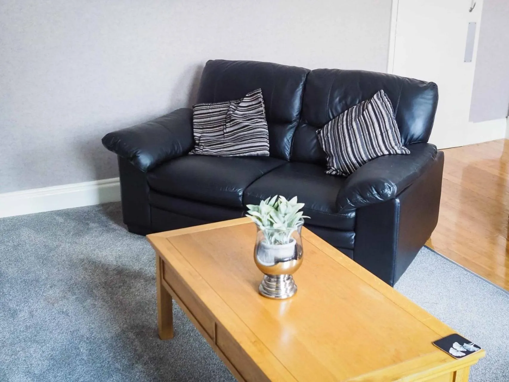 Living room in The Derby Hotel