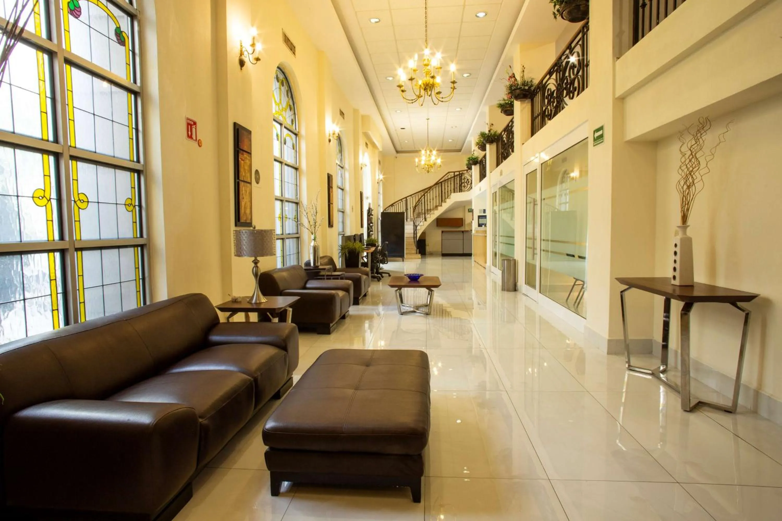 Lobby or reception in Best Western Centro Monterrey