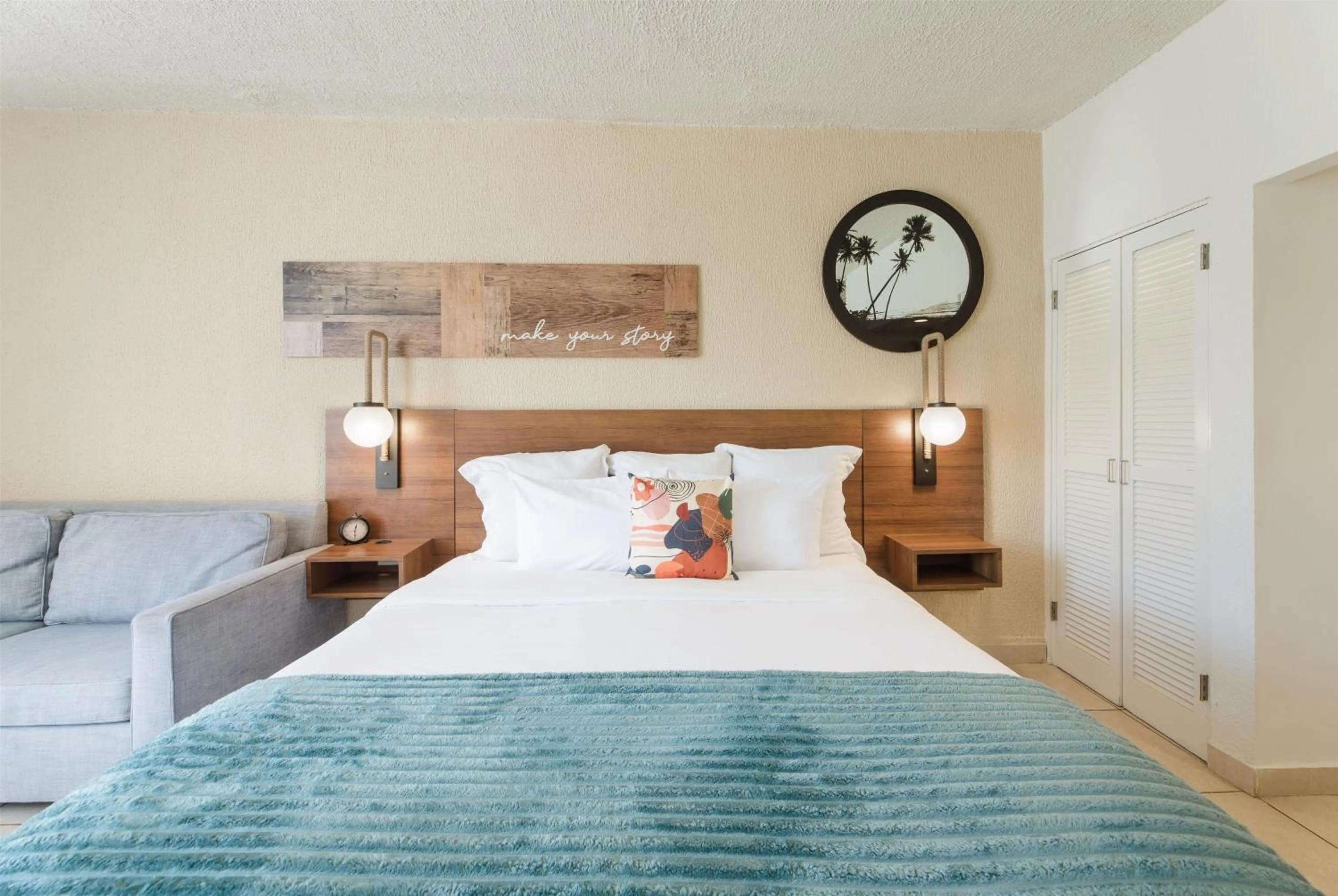 Photo of the whole room, Bed in Wyndham Palmas Beach and Golf Boutique Resort