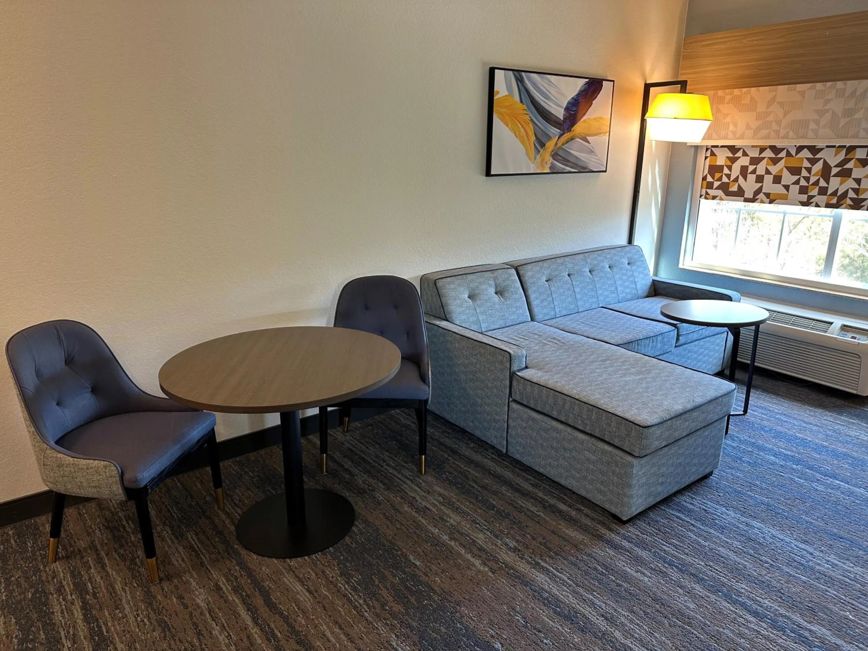 Seating area in La Quinta by Wyndham Macon West