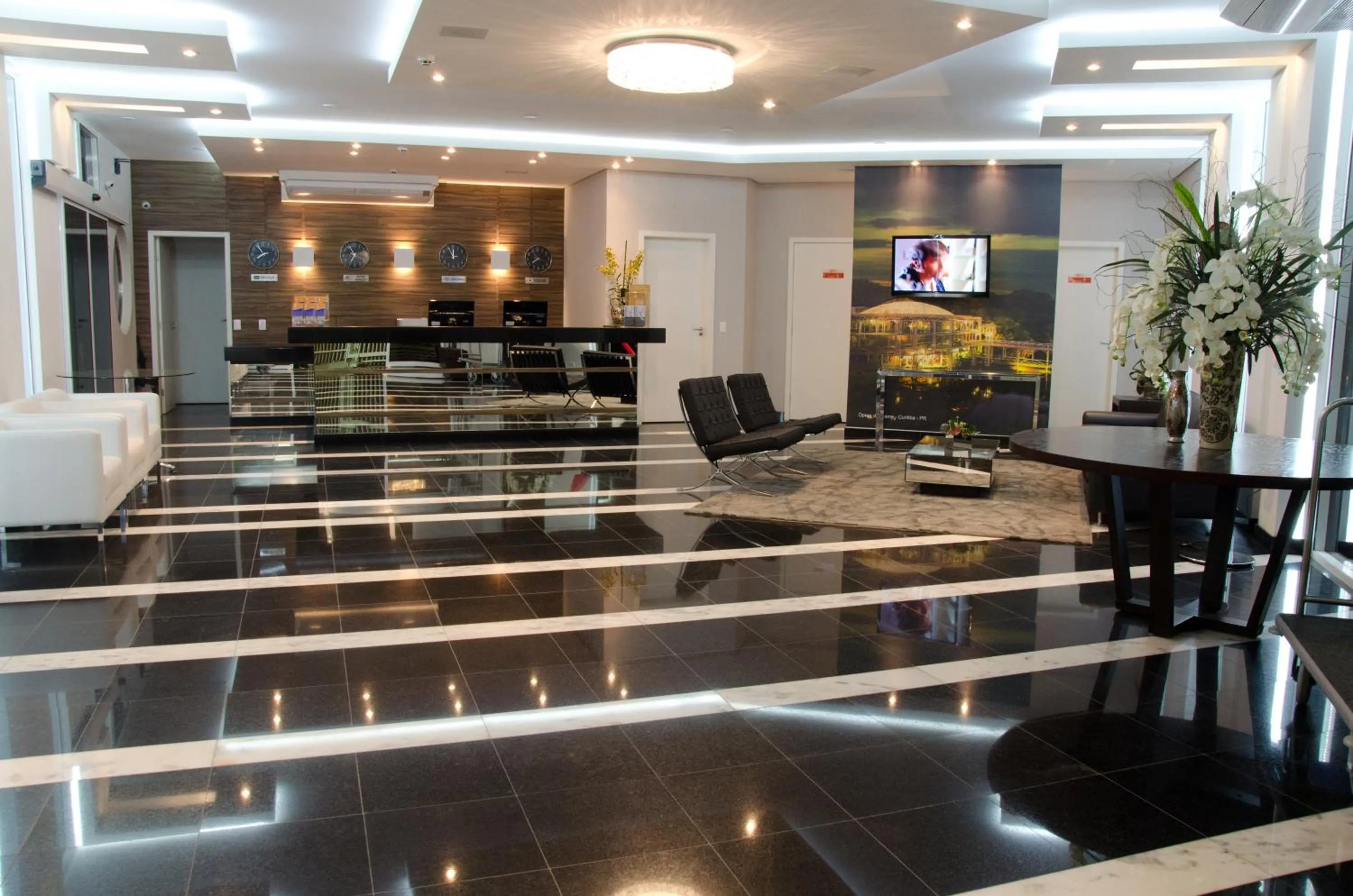 Lobby or reception in Bristol Portal do Iguaçu Curitiba Aeroporto