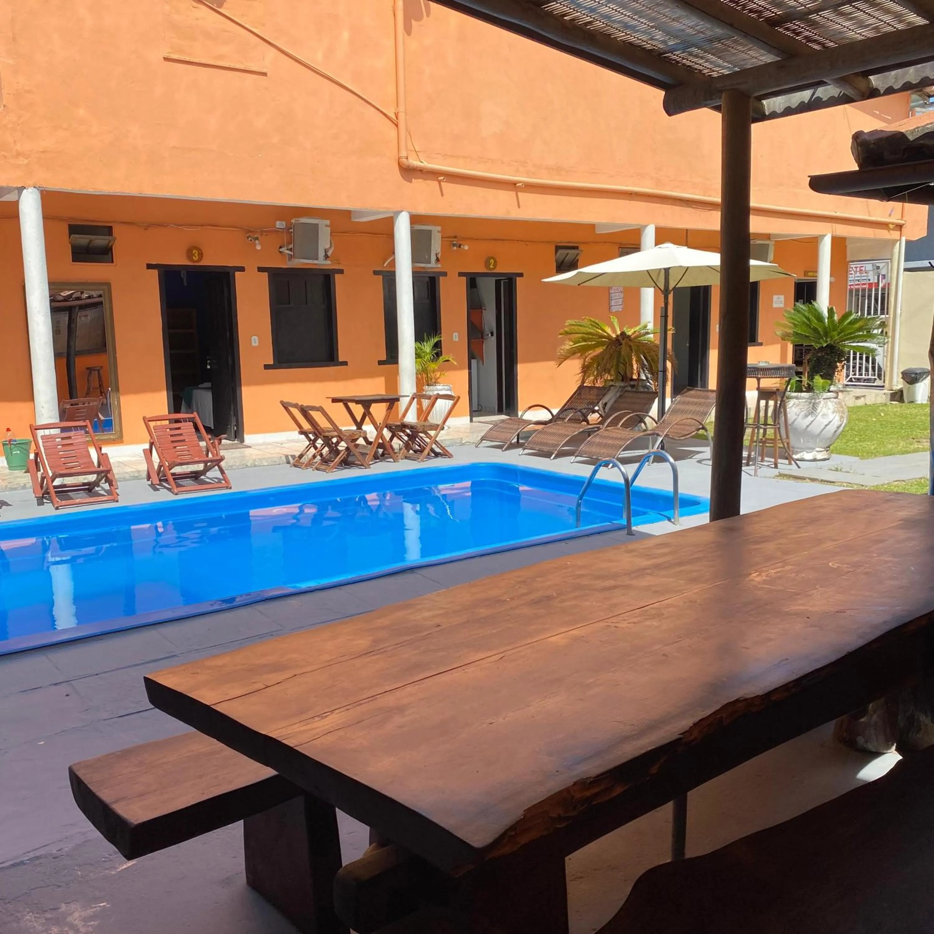 Swimming pool in Pousada Doce Abiu