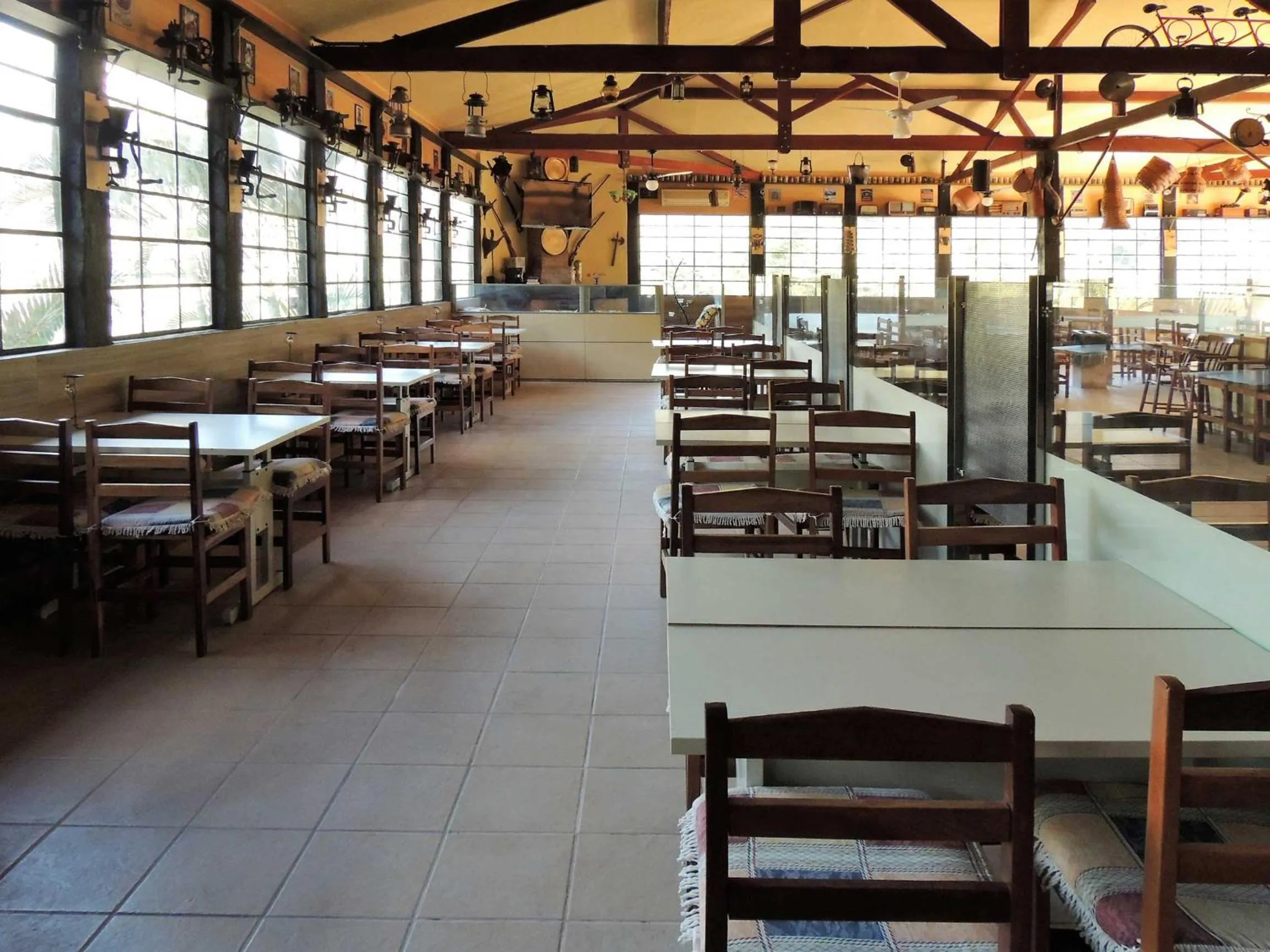 Restaurant/places to eat in Pousada Juriti - Eco Hotel