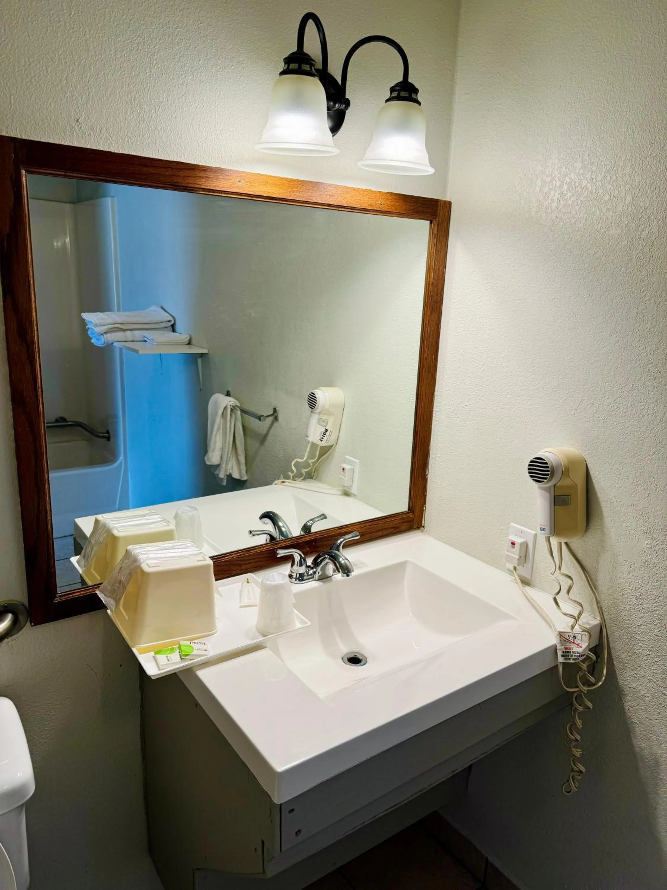 Bathroom in Knights Inn Bridgeport Frankenmuth