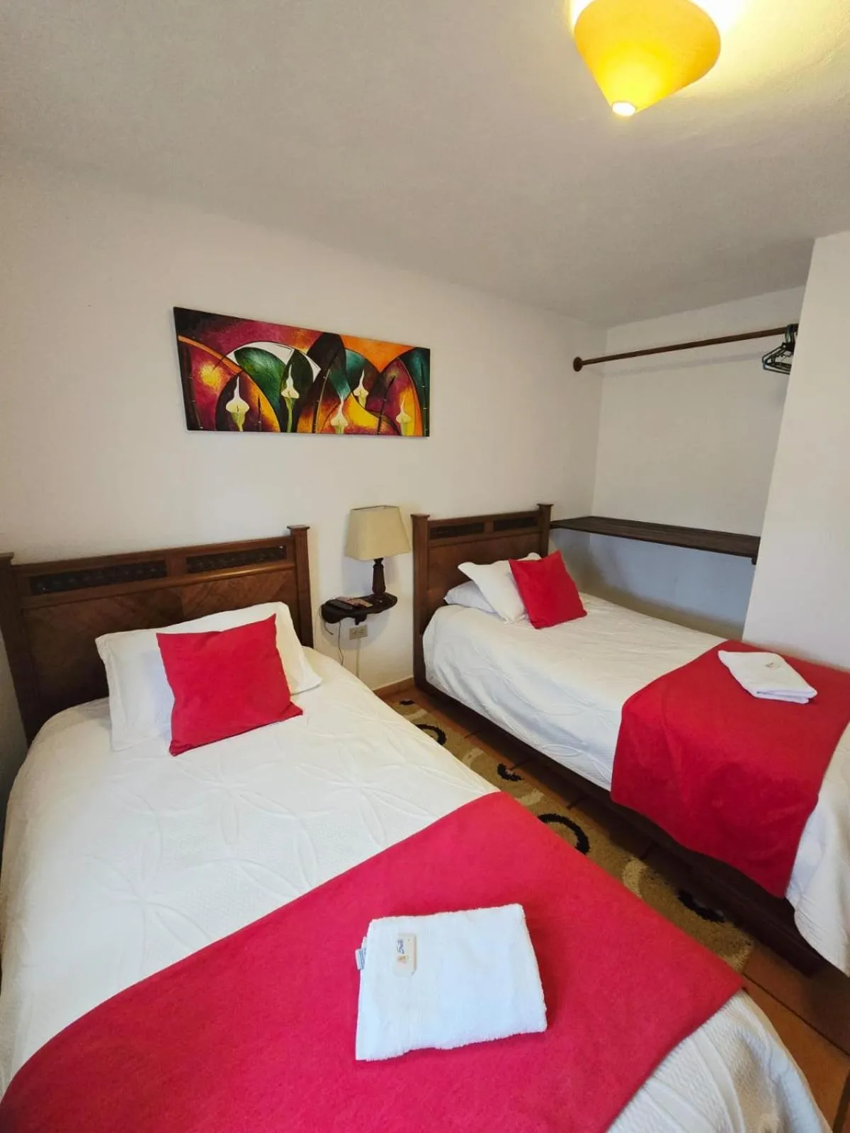 Photo of the whole room, Bed in Aparta Hotel El Refugio de María