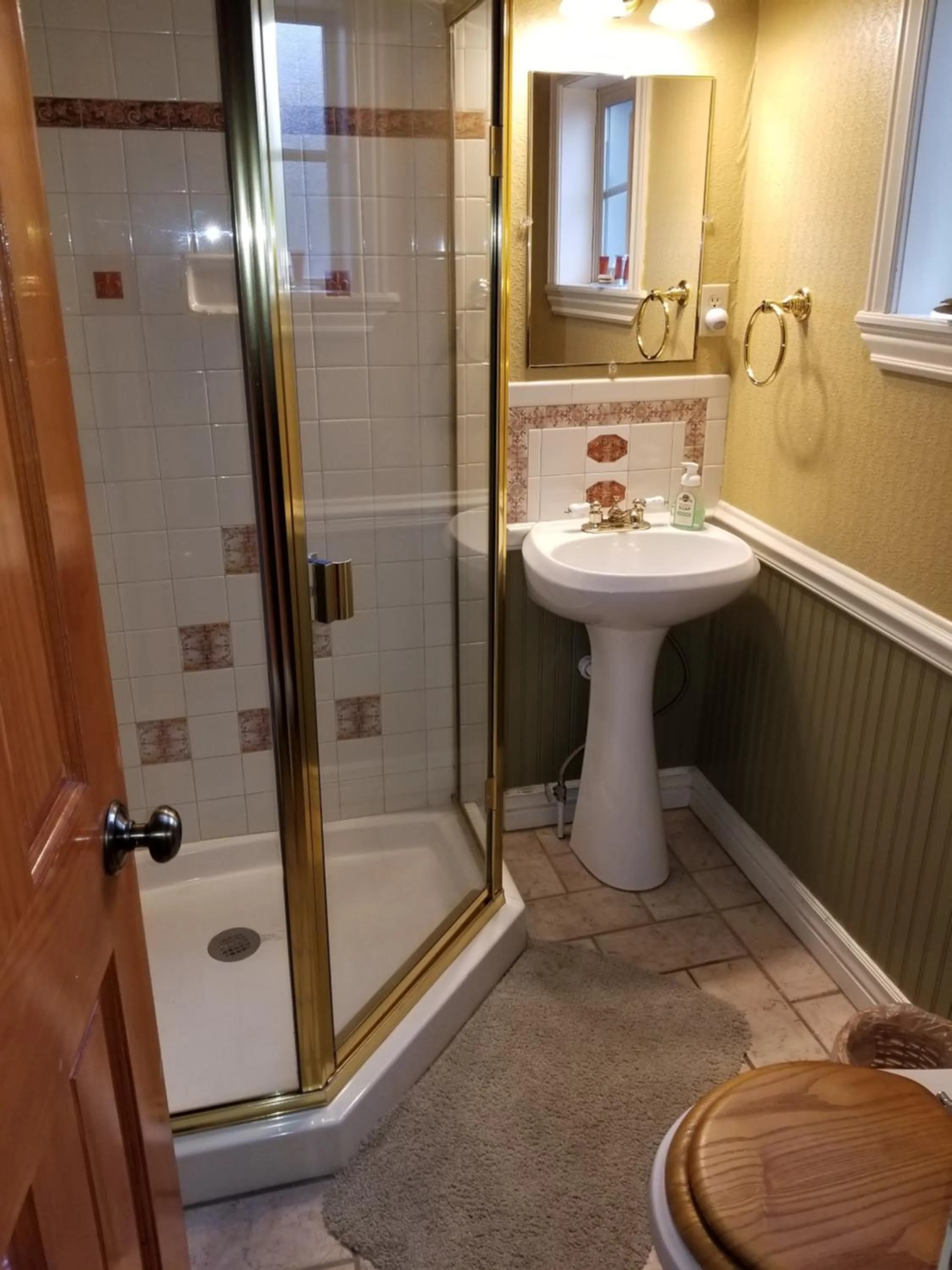 Shower in Frisco Lodge