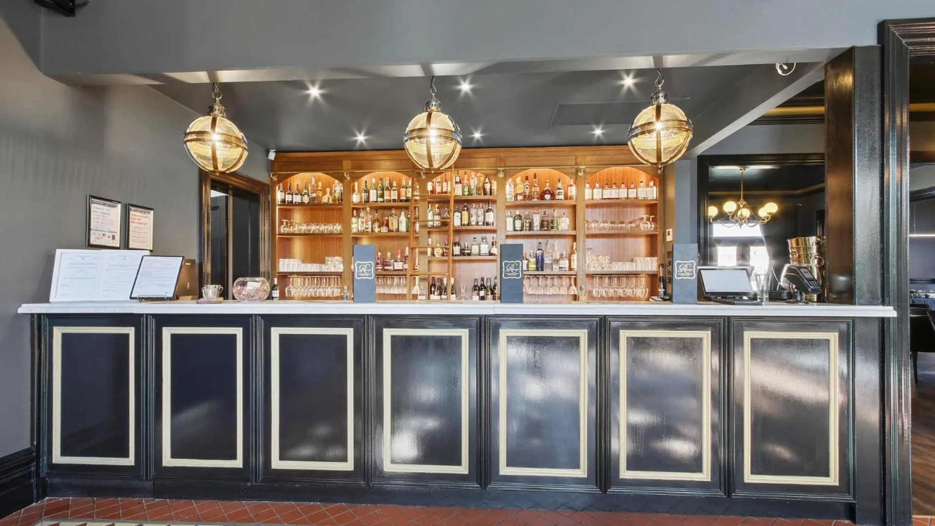 Lounge or bar in The Riversleigh