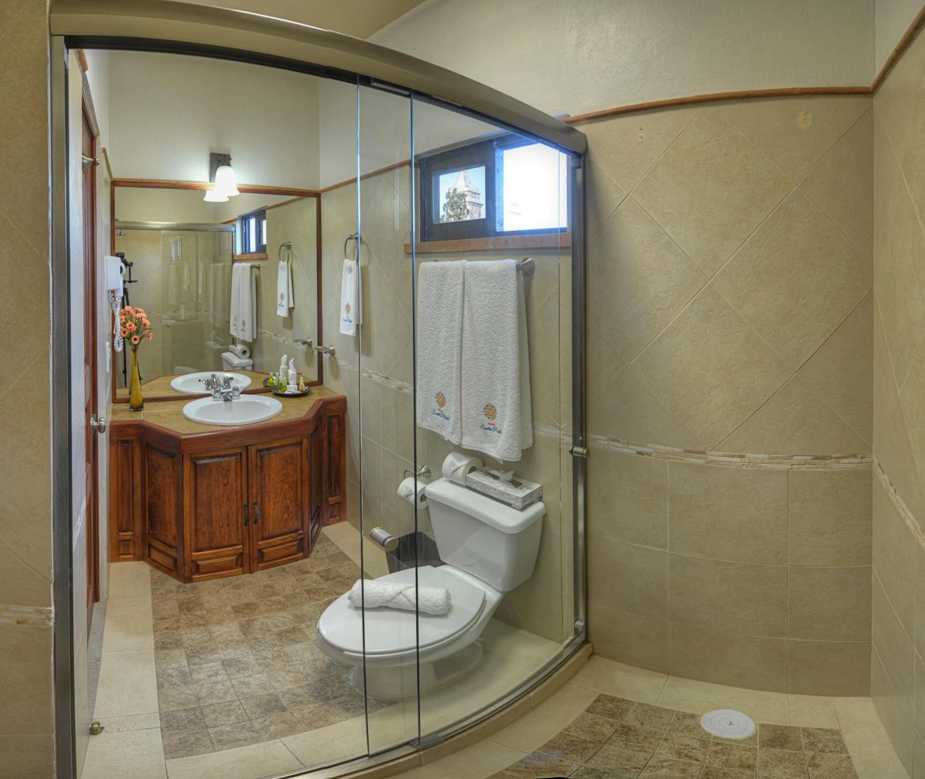 Bathroom in Hotel Santa Paula