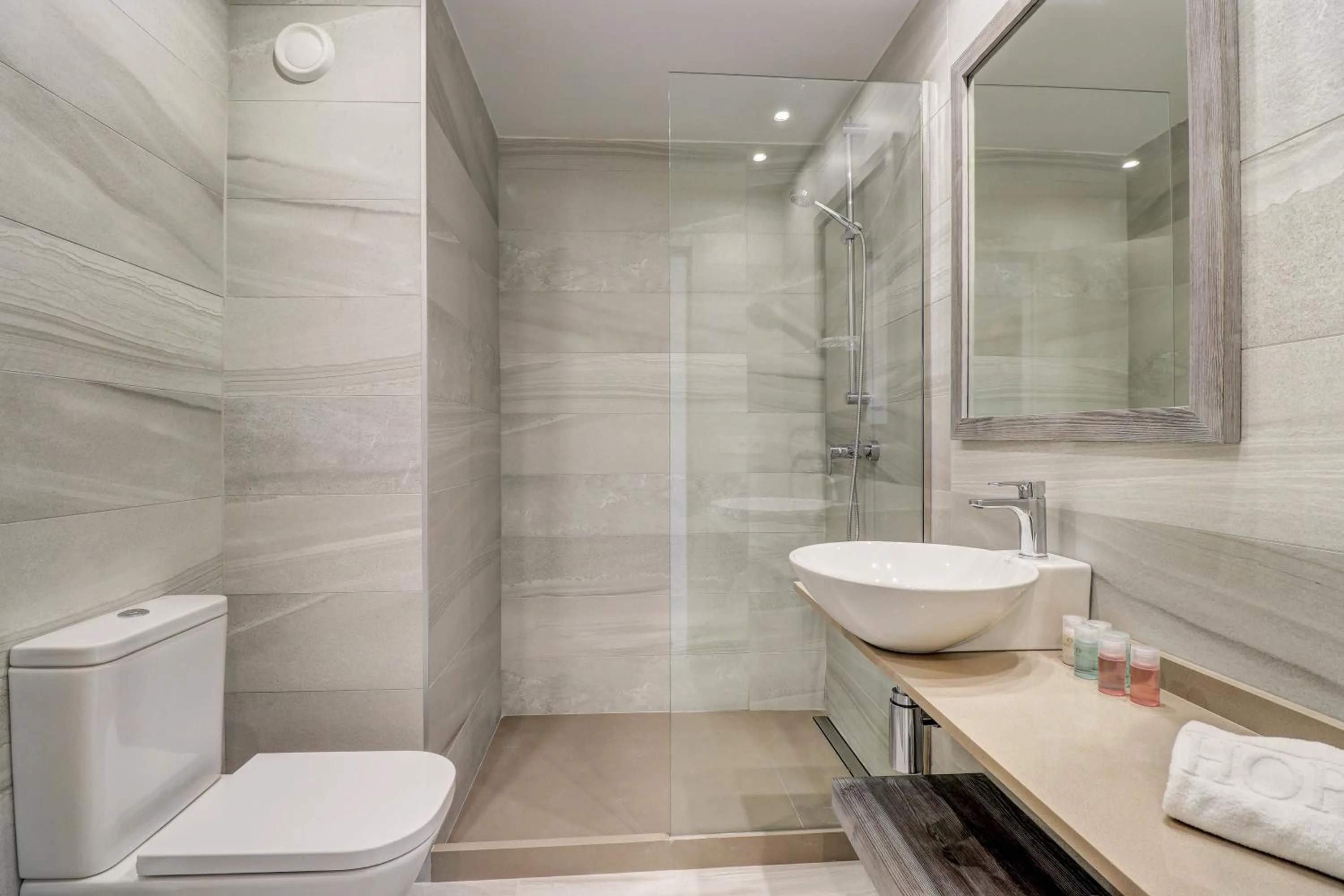 Toilet in Hoposa Pollentia - Adults Only