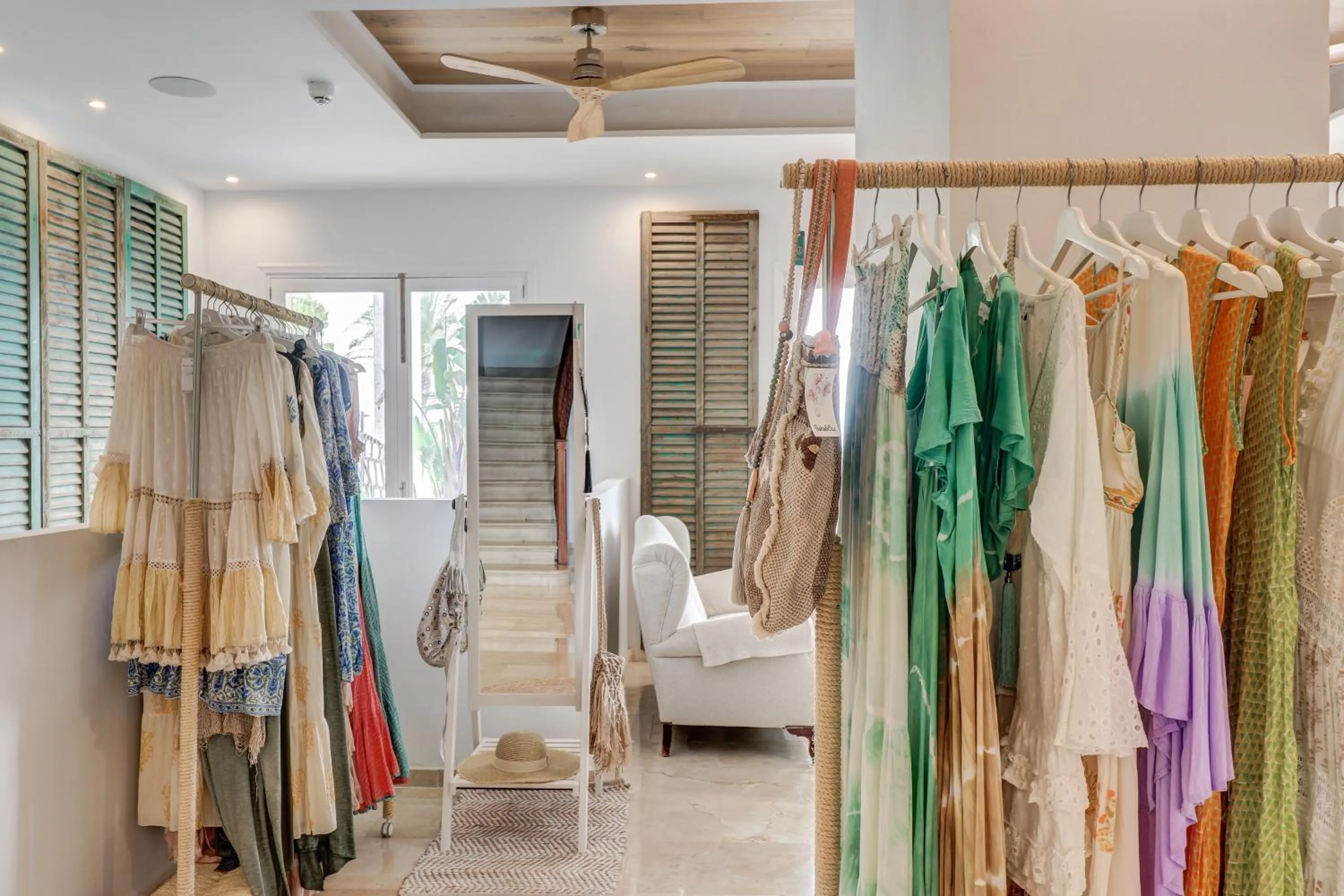 On-site shops in Hoposa Pollentia - Adults Only