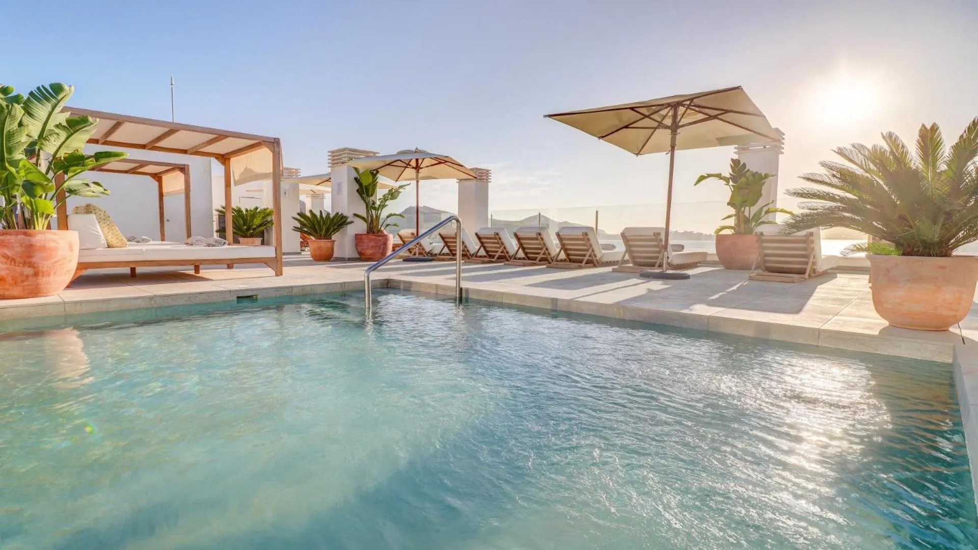 Swimming pool in Hoposa Pollentia - Adults Only