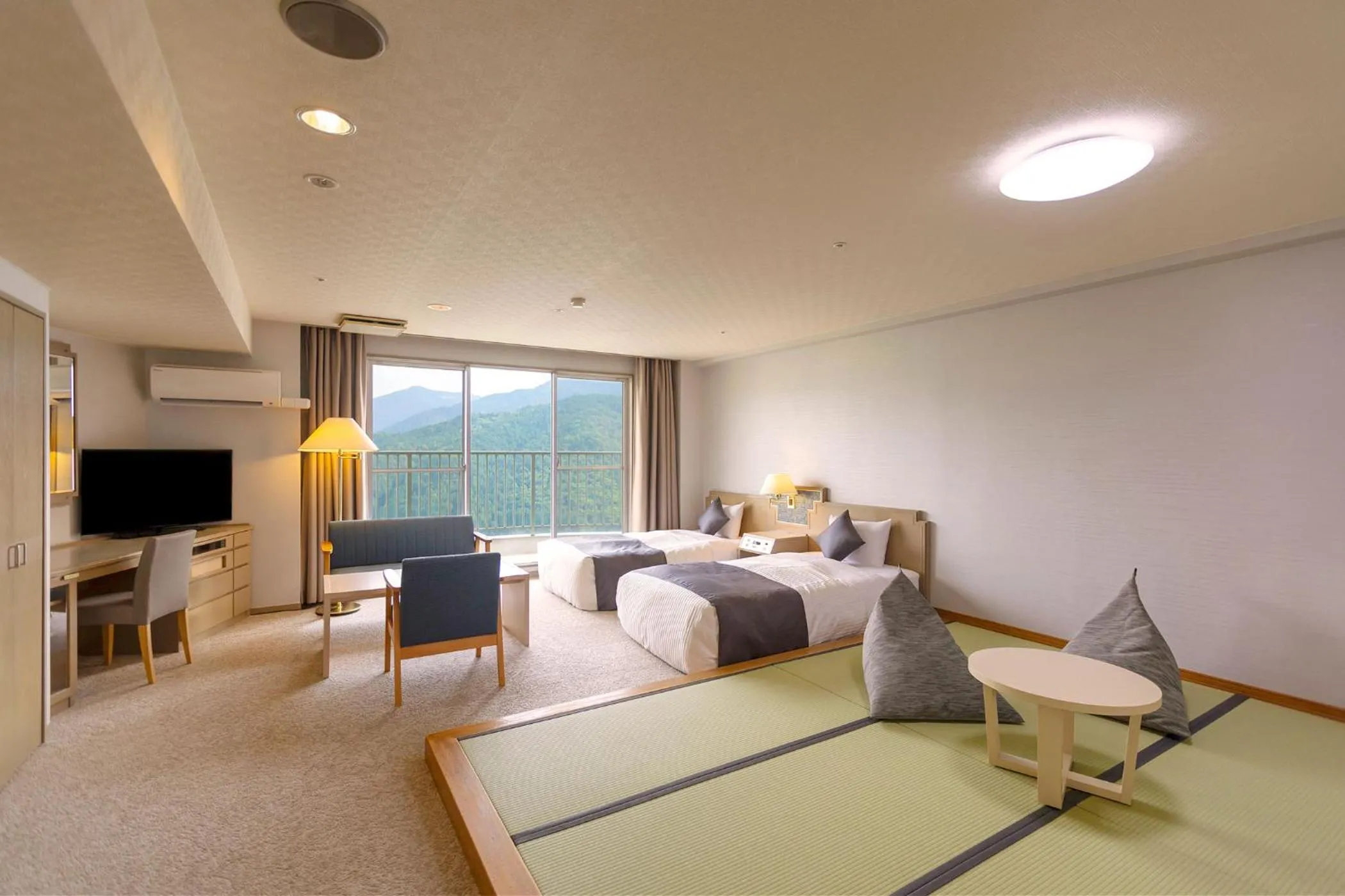 Photo of the whole room, Bed in TAOYA Gero