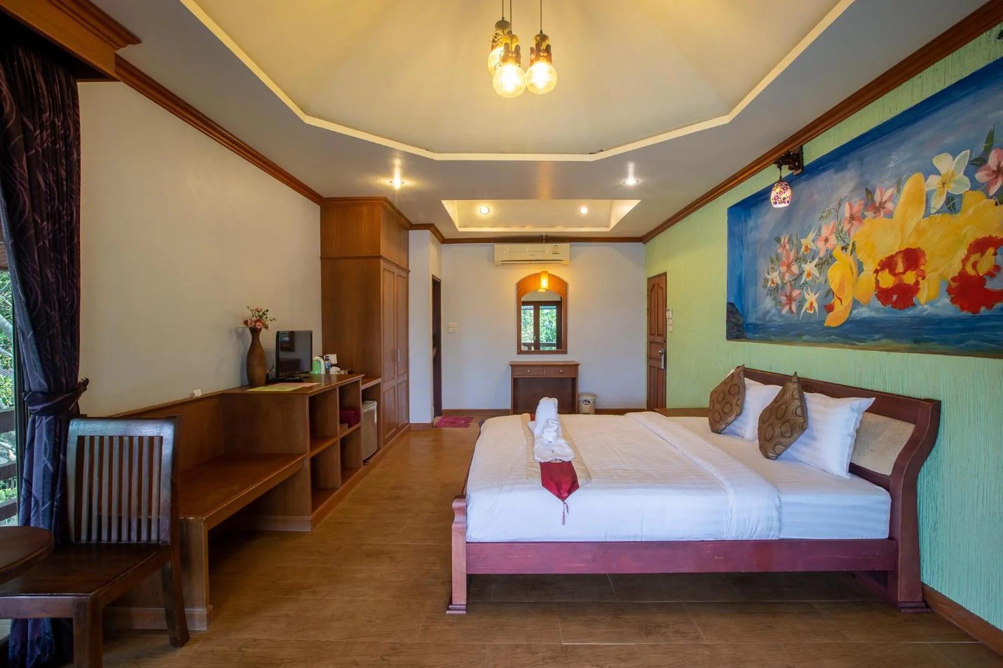 Photo of the whole room, Bed in Nice Beach Resort Koh Pha-ngan