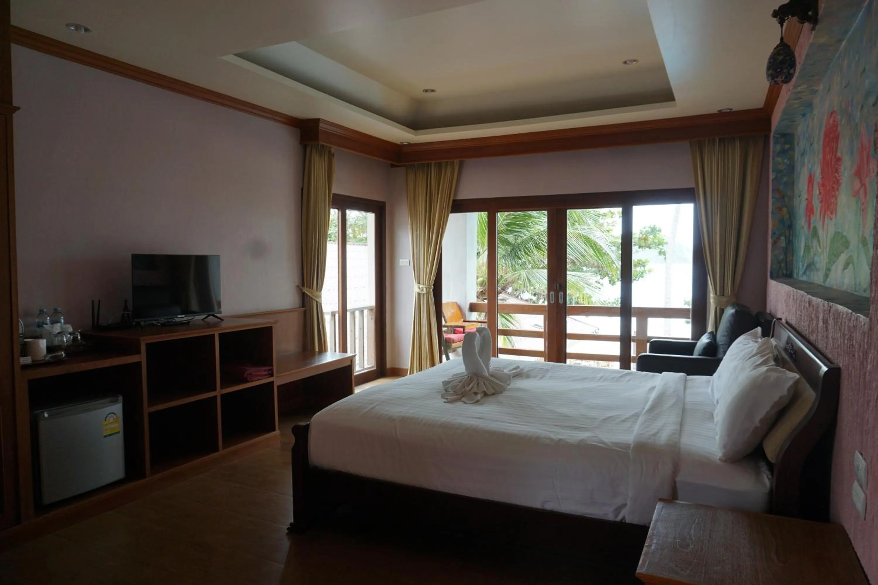 Photo of the whole room, Bed in Nice Beach Resort Koh Pha-ngan