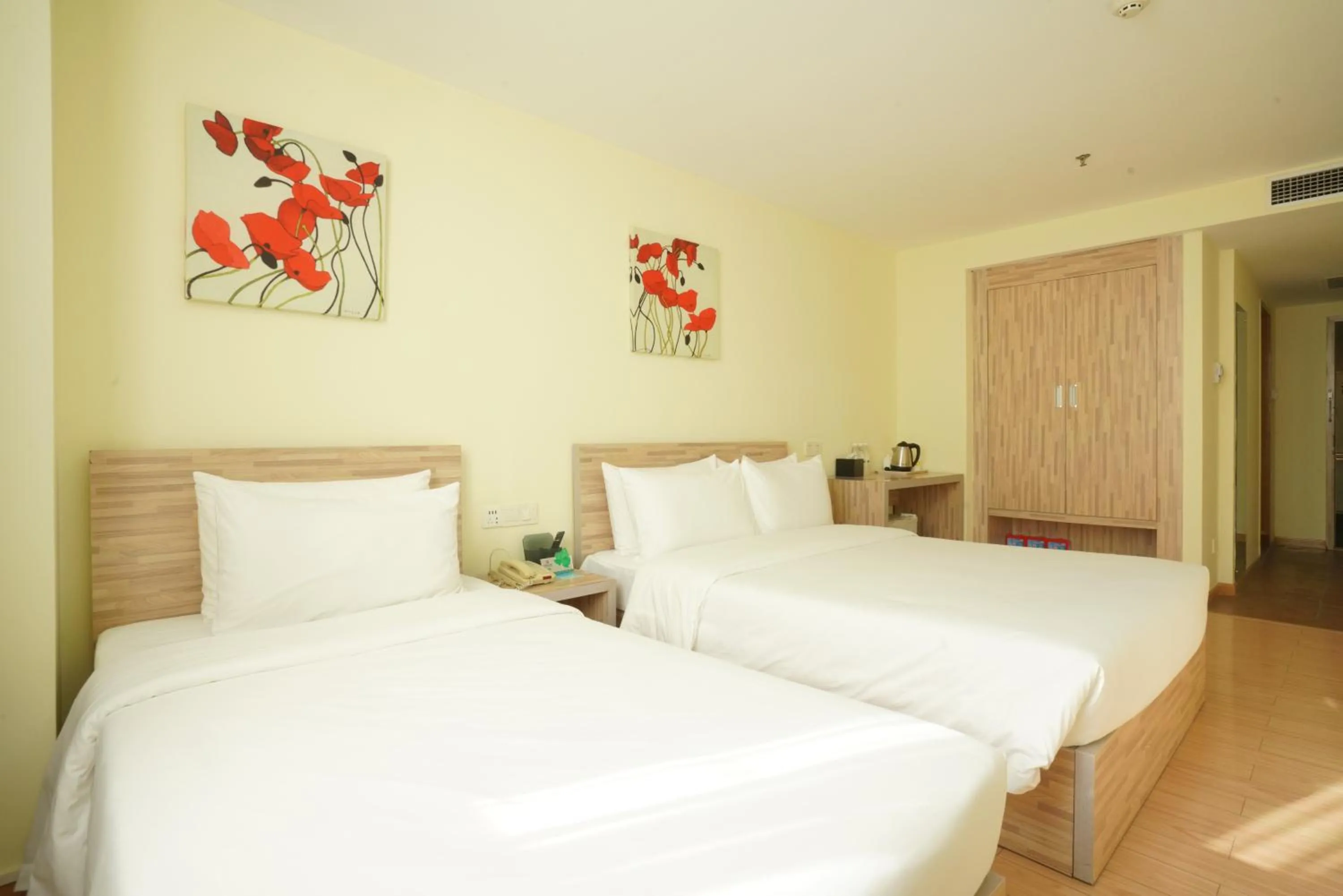 Family Room in Guangdong Baiyun City Hotel