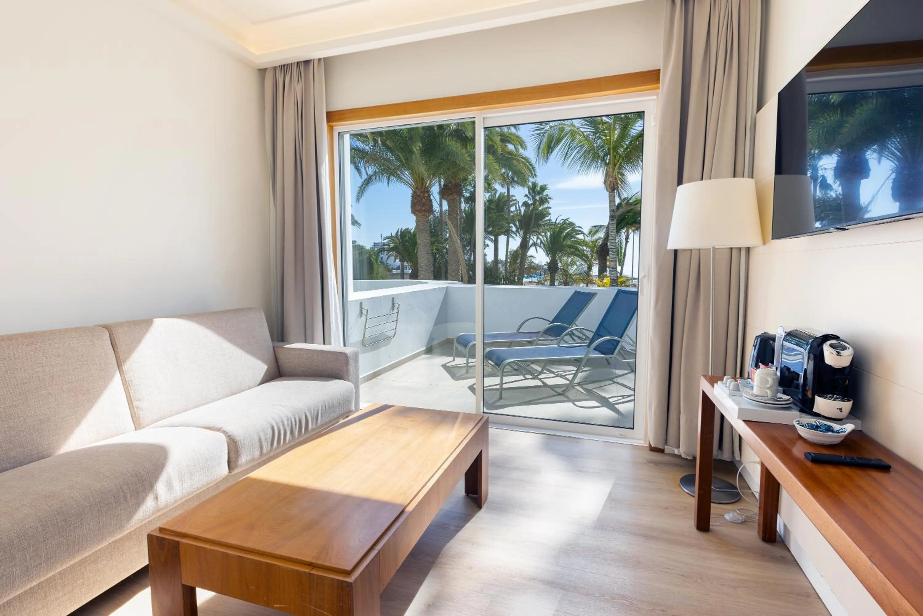 TV and multimedia in Hipotels La Geria