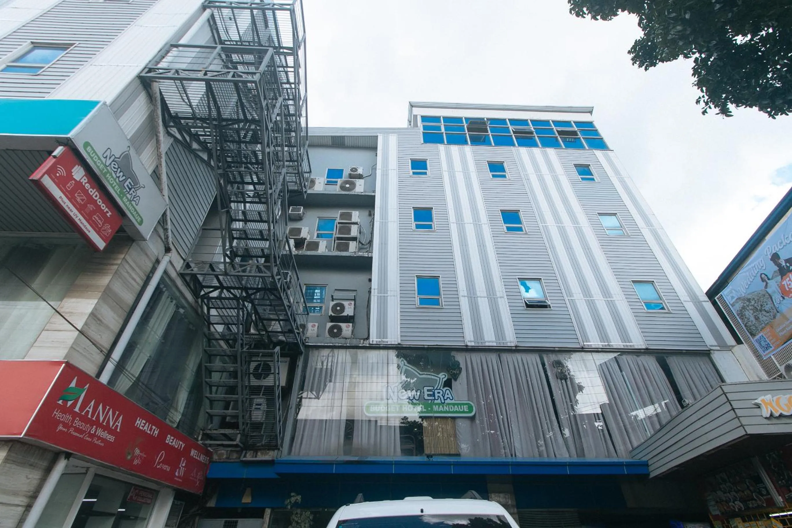 Property building in RedDoorz Plus New Era Budget Hotel Mandaue former RedDoorz Plus near UV Mandaue Cebu