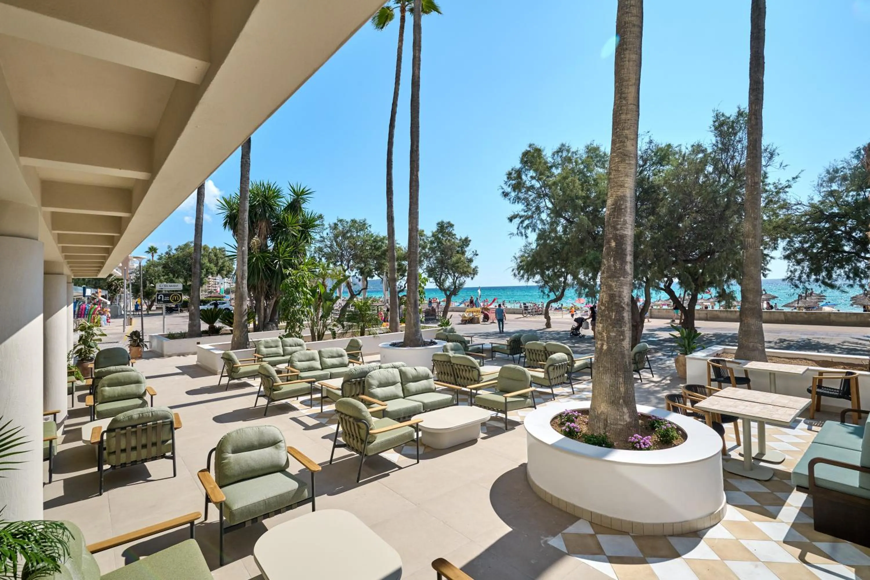 Restaurant/places to eat in Hipotels Don Juan