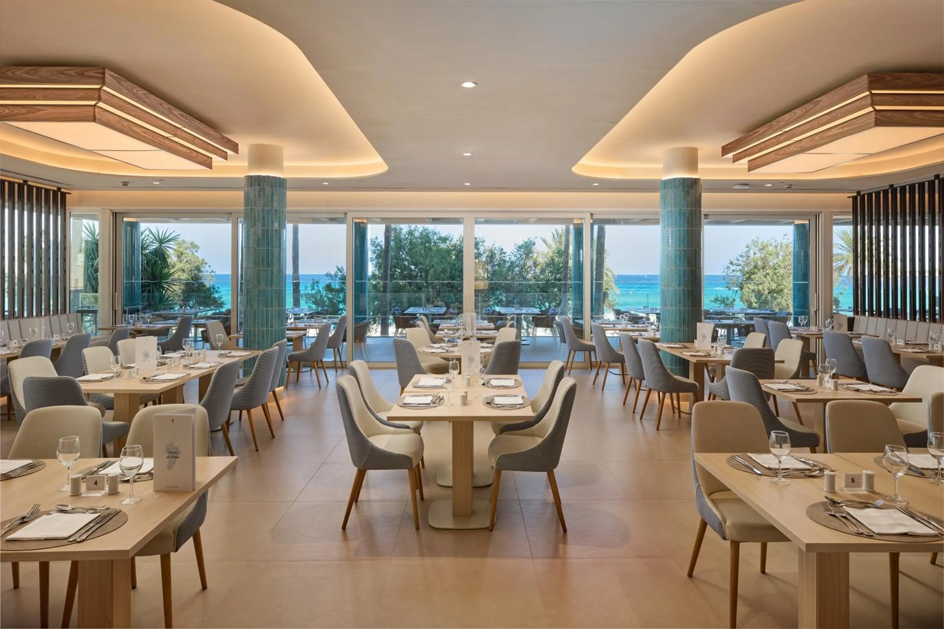 Restaurant/places to eat in Hipotels Don Juan