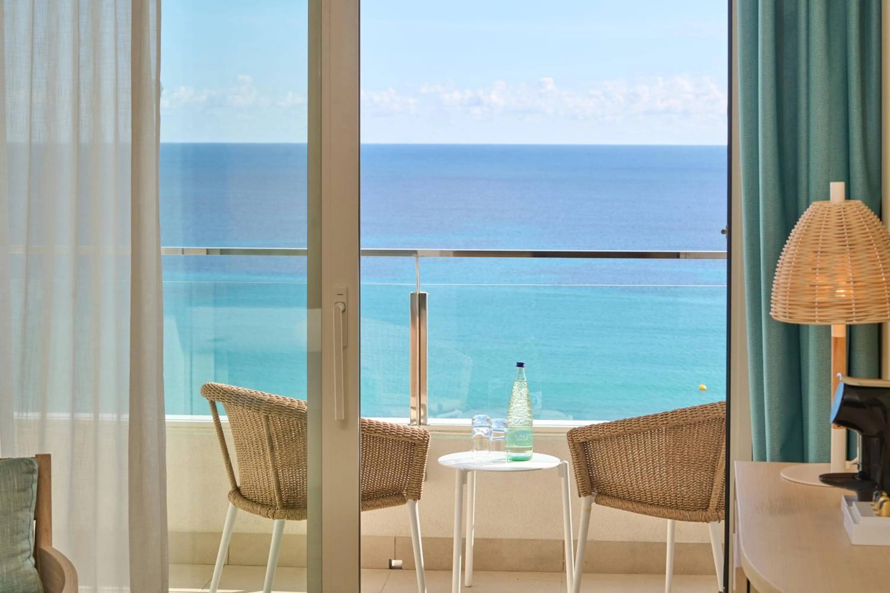 Balcony/Terrace in Hipotels Don Juan