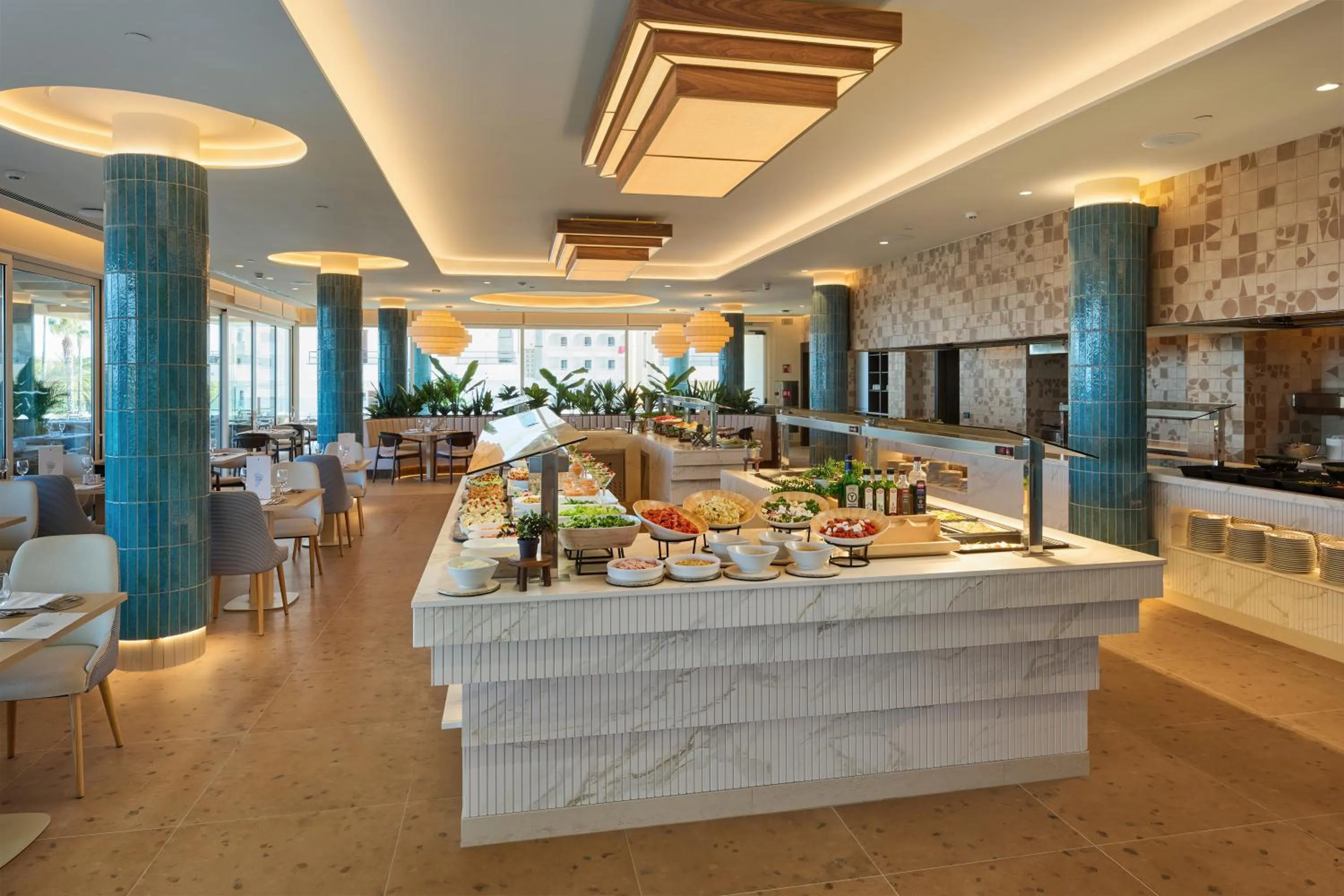 Restaurant/places to eat in Hipotels Don Juan