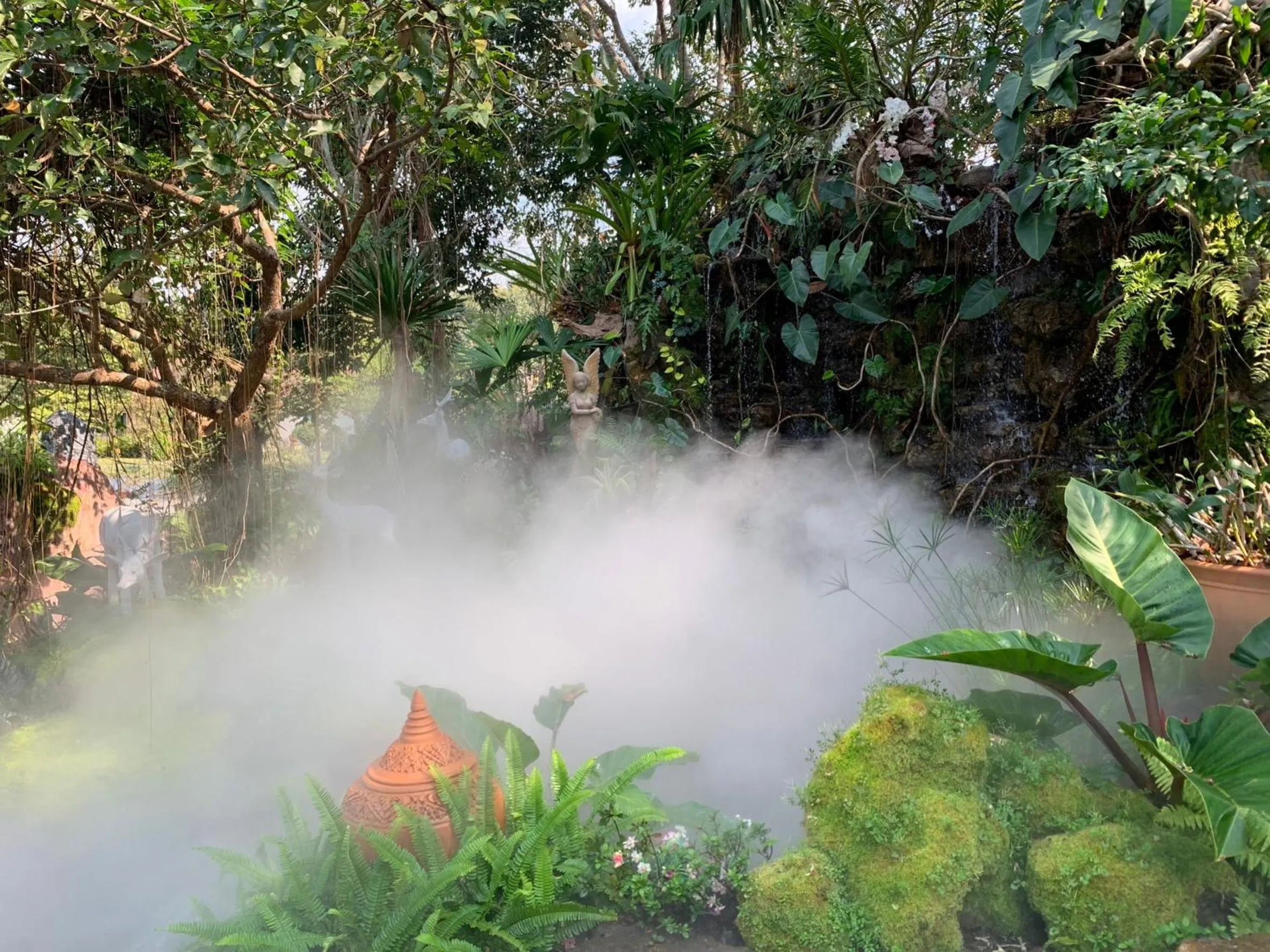 Hot Tub in Baan Ping Kan Longstay