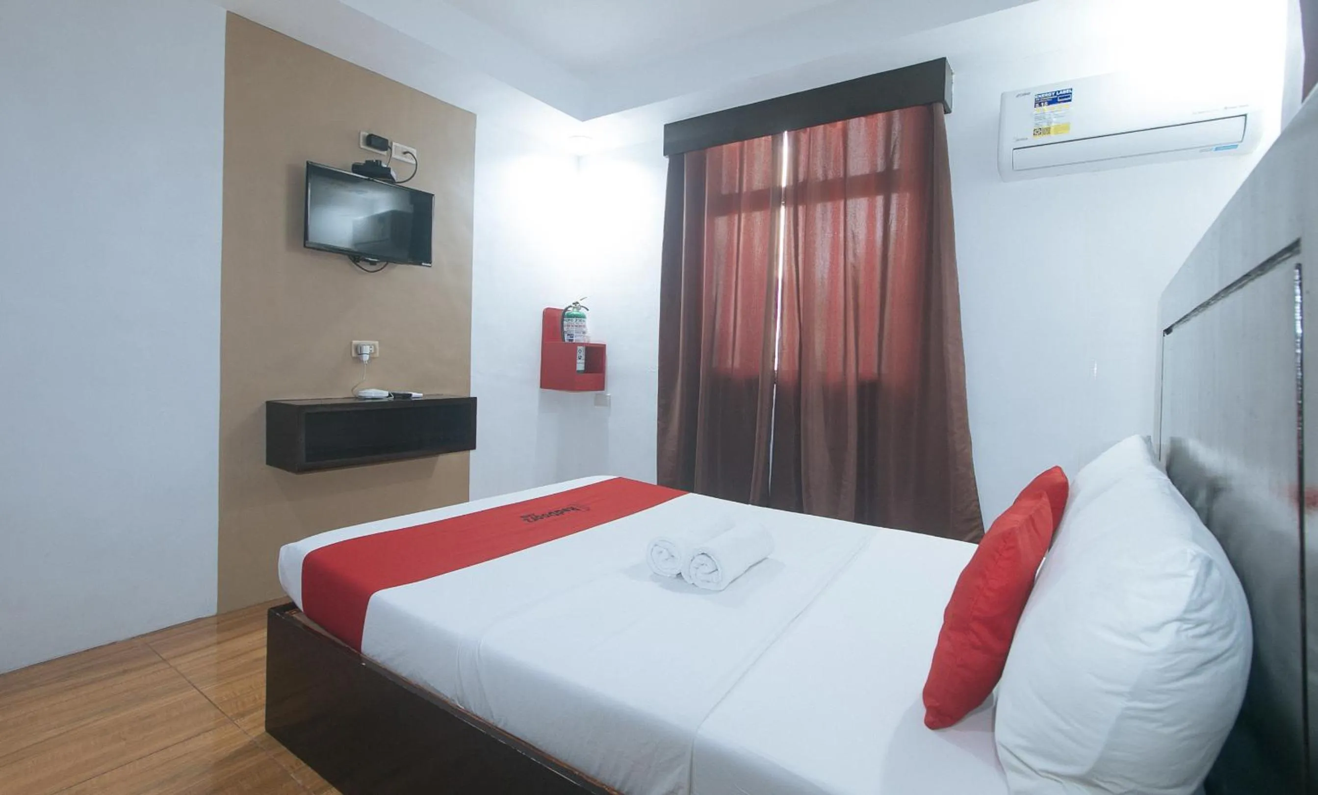 Bed in RedDoorz @ Junquera Extension Cebu