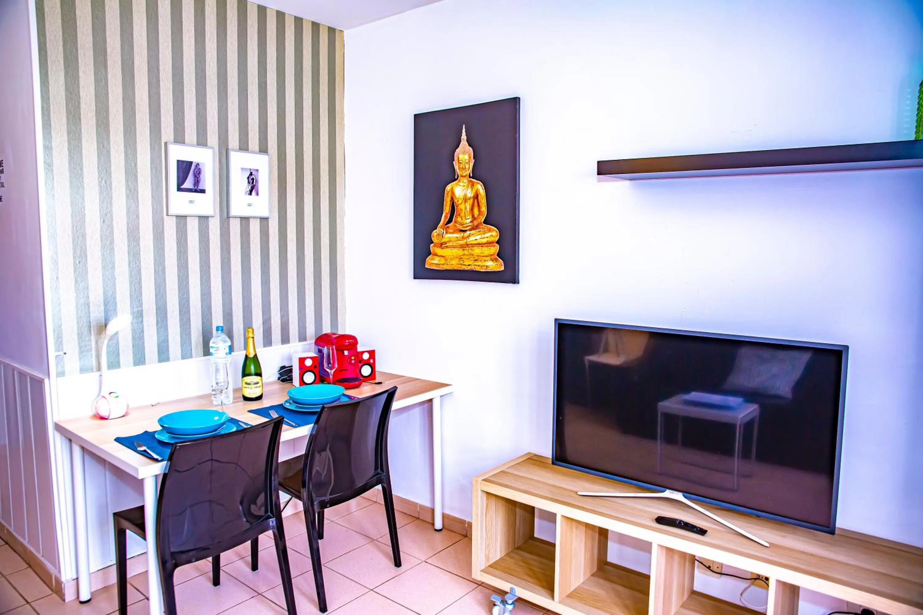 TV and multimedia in Rainbow Golf Bungalows, Gay Men-only Resort