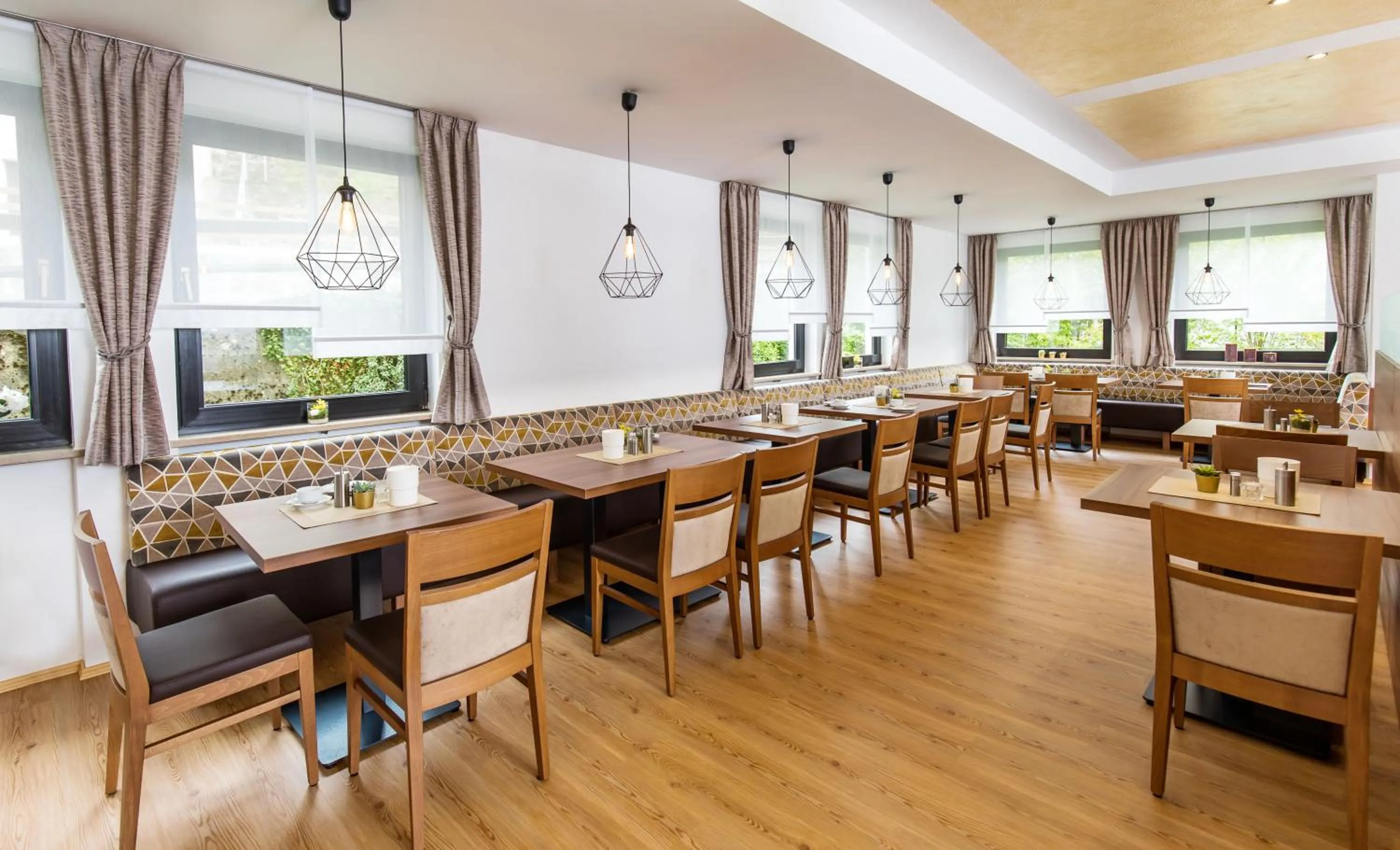 Restaurant/places to eat in Hotel Schwan