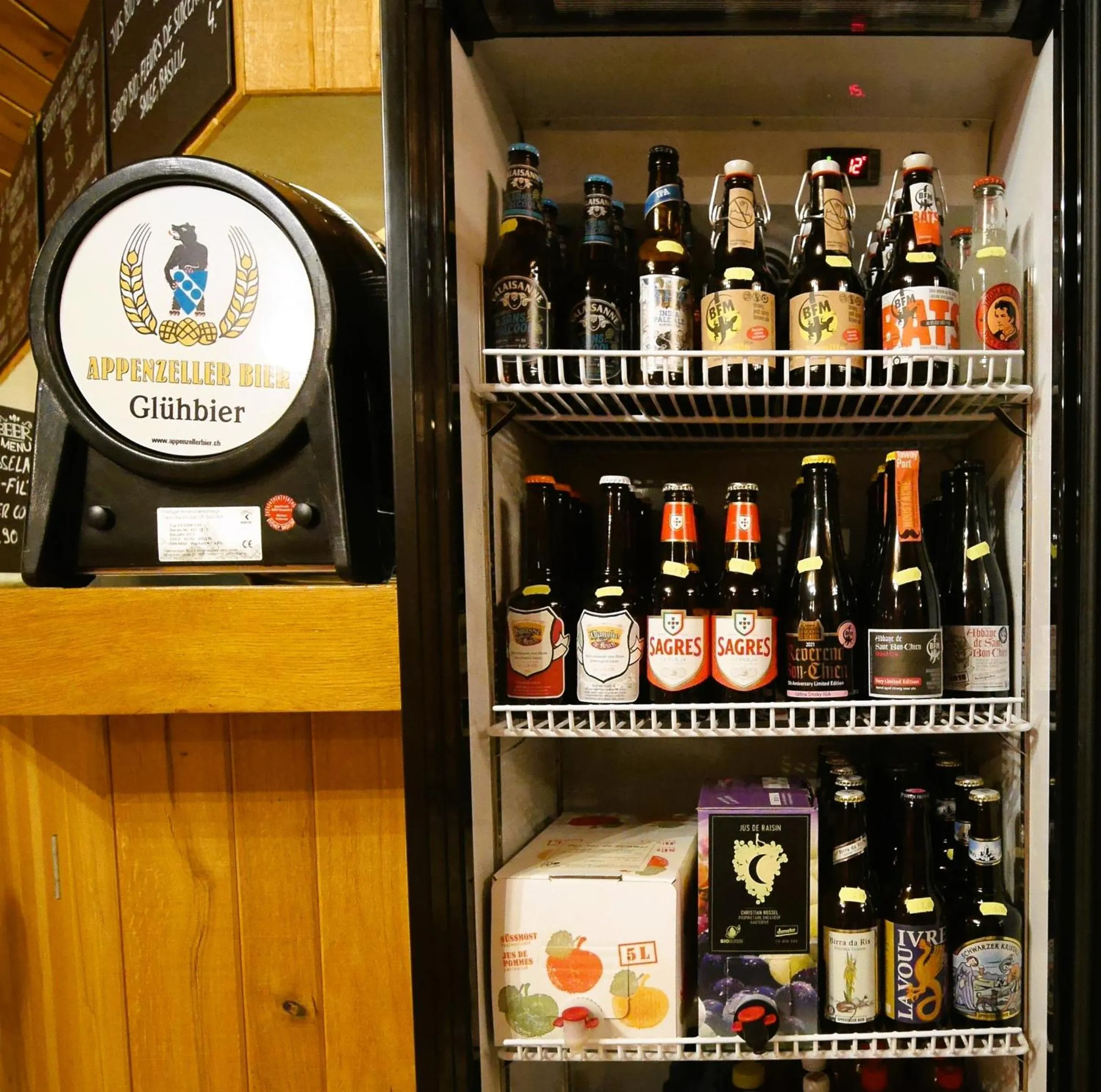 Drinks in Bonne Auberge Les Bugnenets