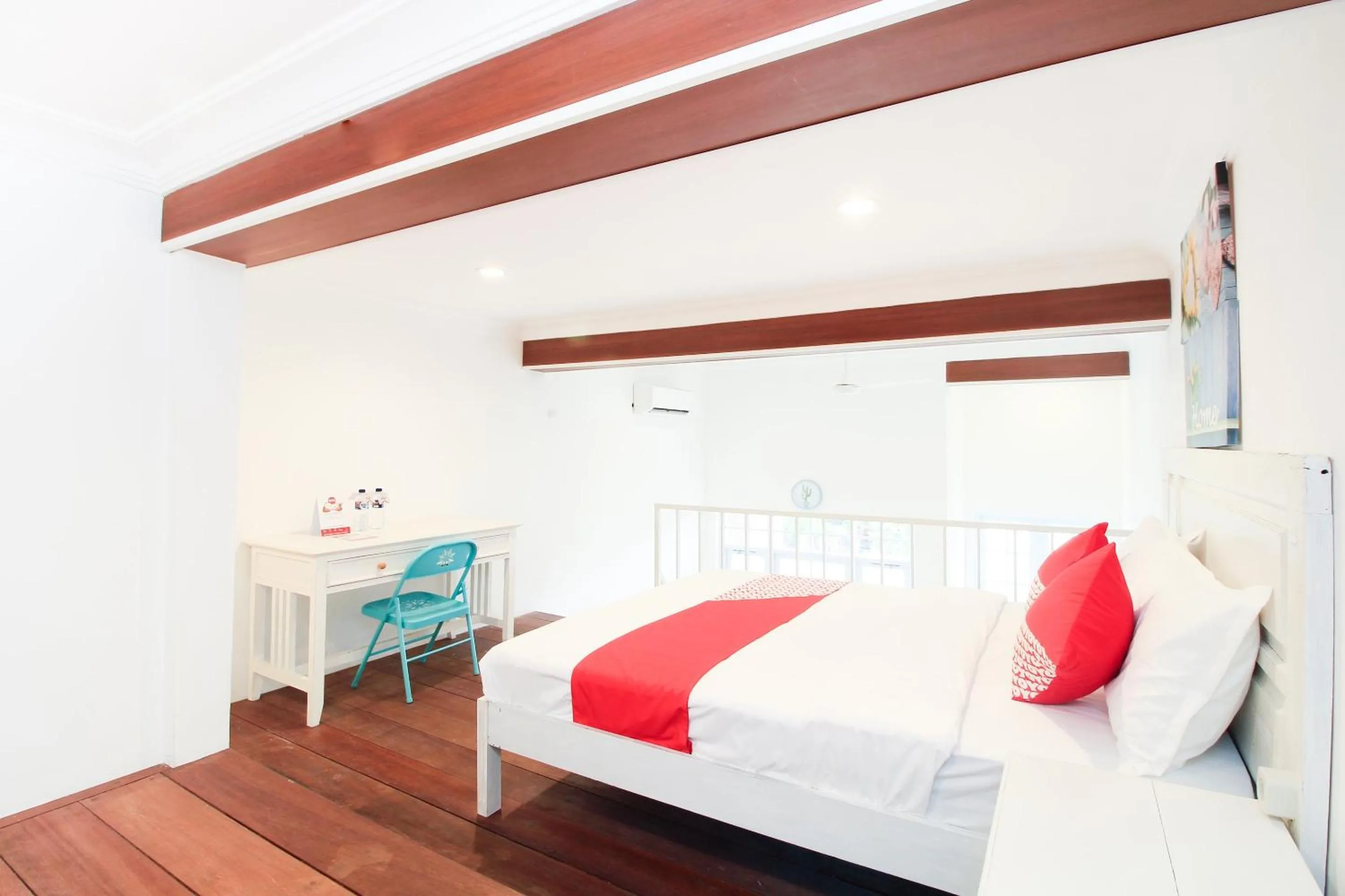 Bedroom in OYO 204 Blessing Residence