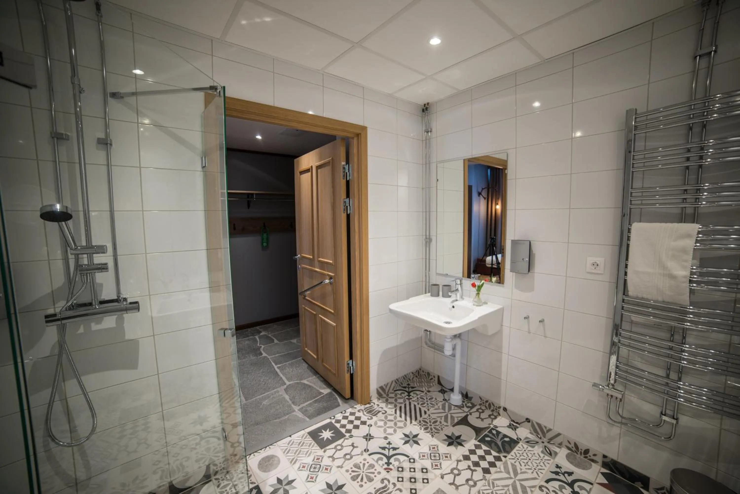 Shower in Mountain Lodge