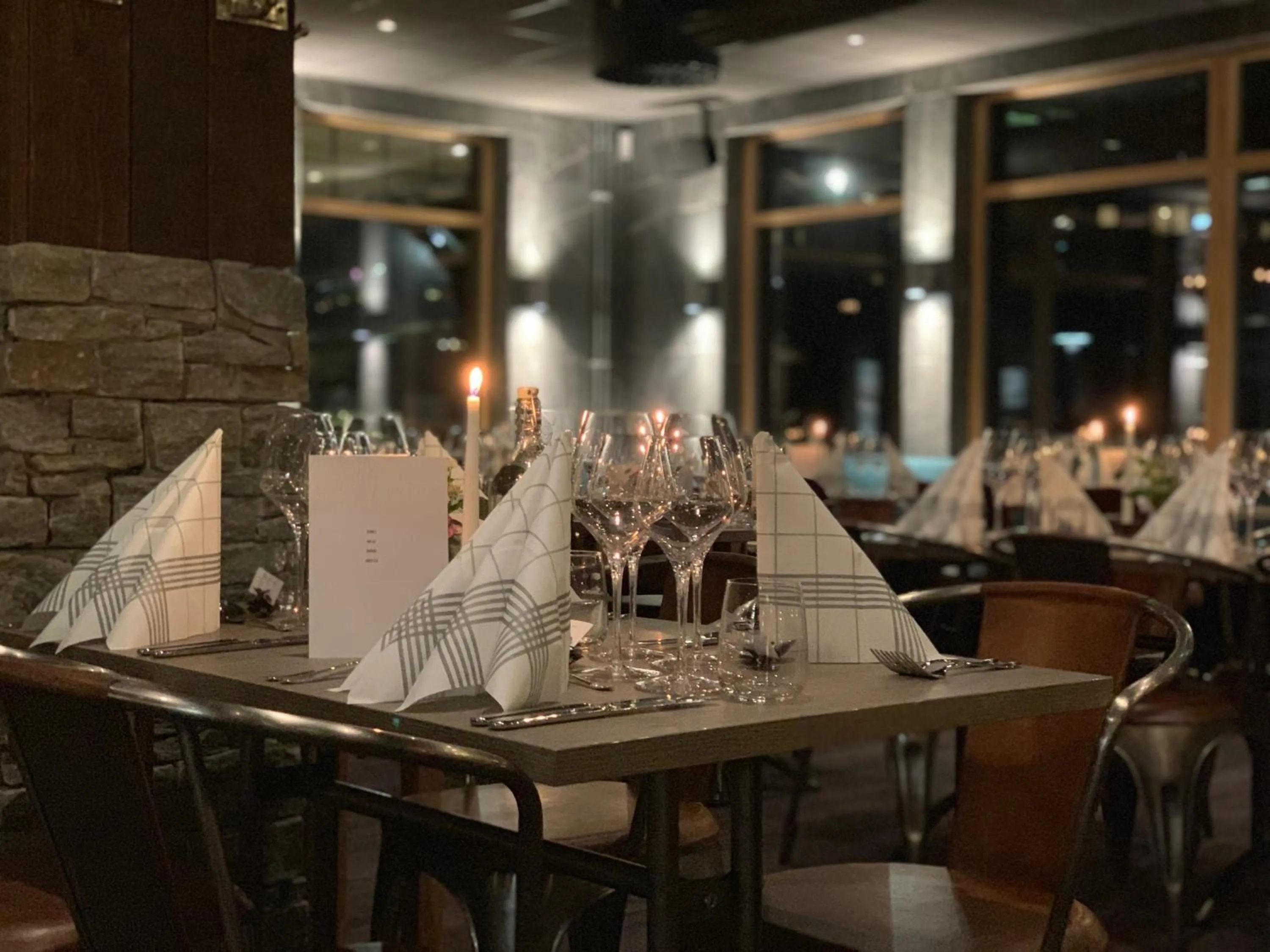 Restaurant/places to eat in Mountain Lodge